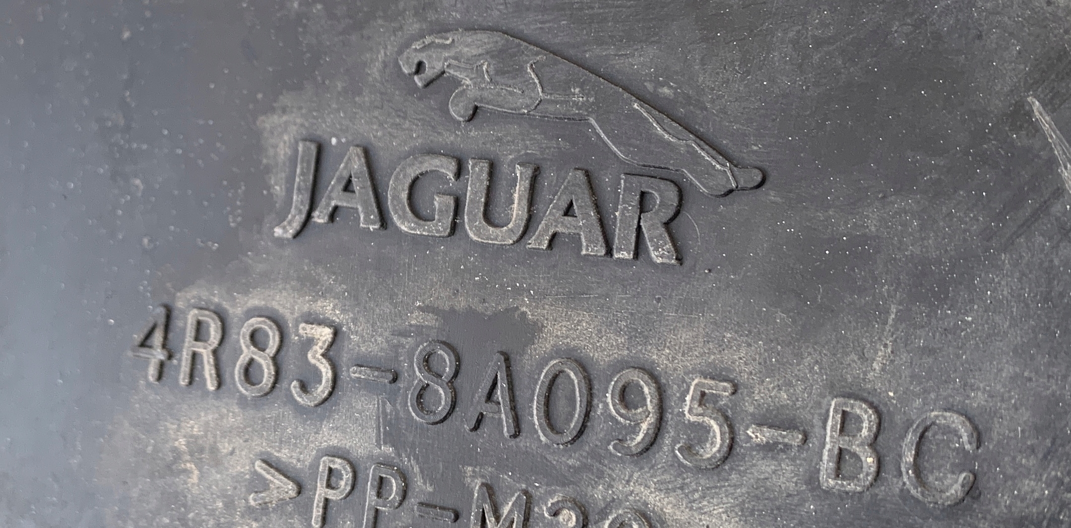 Blende Abdeckung der Kühler JAGUAR S-TYPE 2.7D 4R83-8A095-BC
