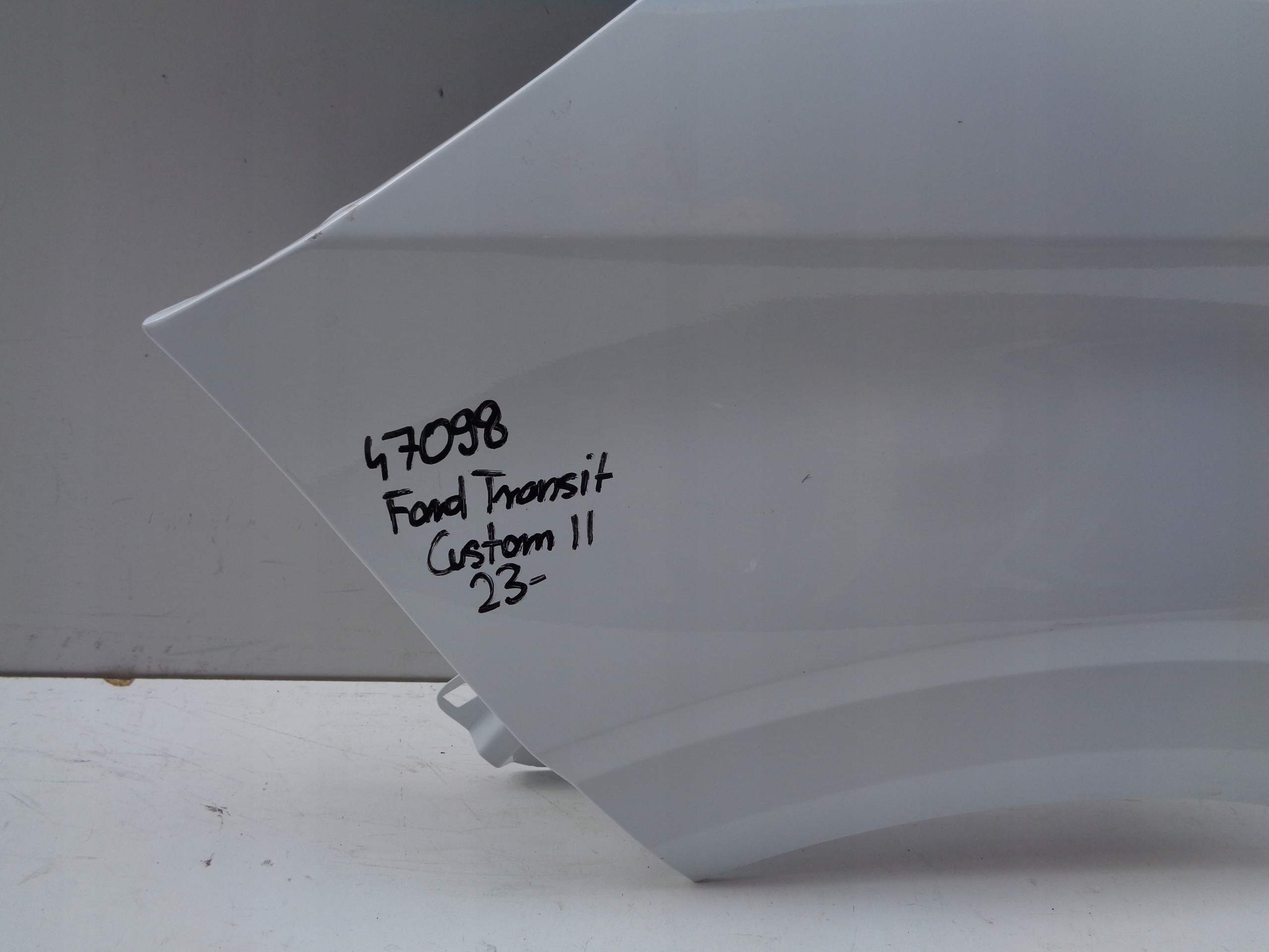 fender left front FORD TRANSIT CUSTOM II 23- NR 47098