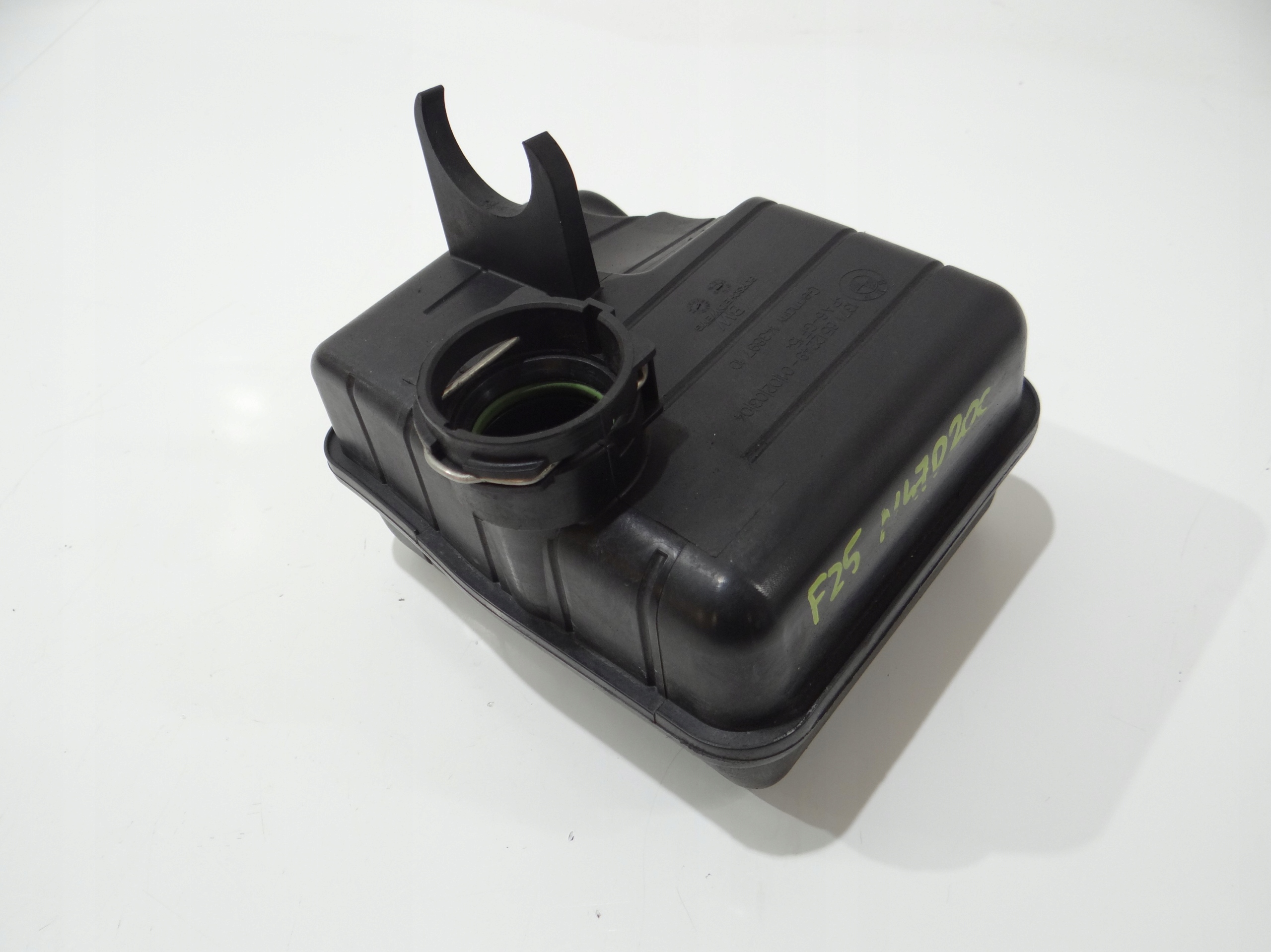 REZONATOR luft BMW X3 F25 N47D20C 8512249