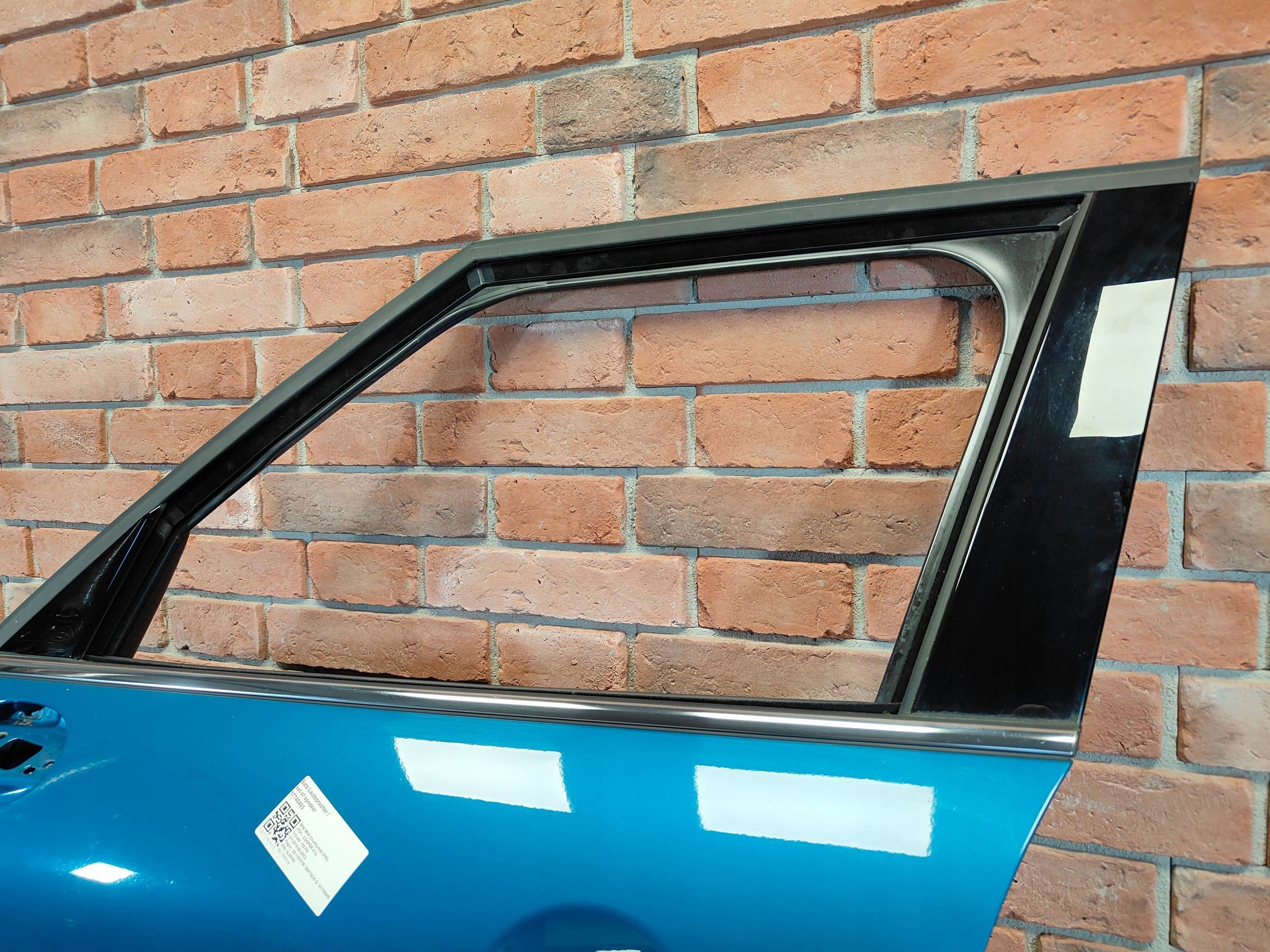 MINI COOPER COUNTRYMAN F60 DRZWI LEWY PRZÓD LEWE C2M ISLAND BLUE Typ samochodu Samochody osobowe