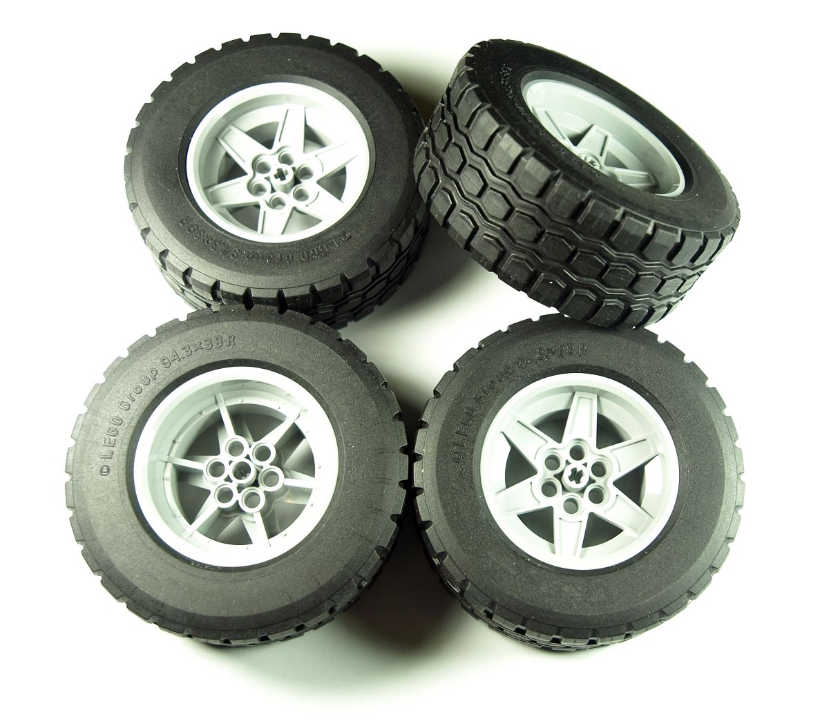 

Koła 94.3 x 38 R 4szt. Lego Technic 92912 15038