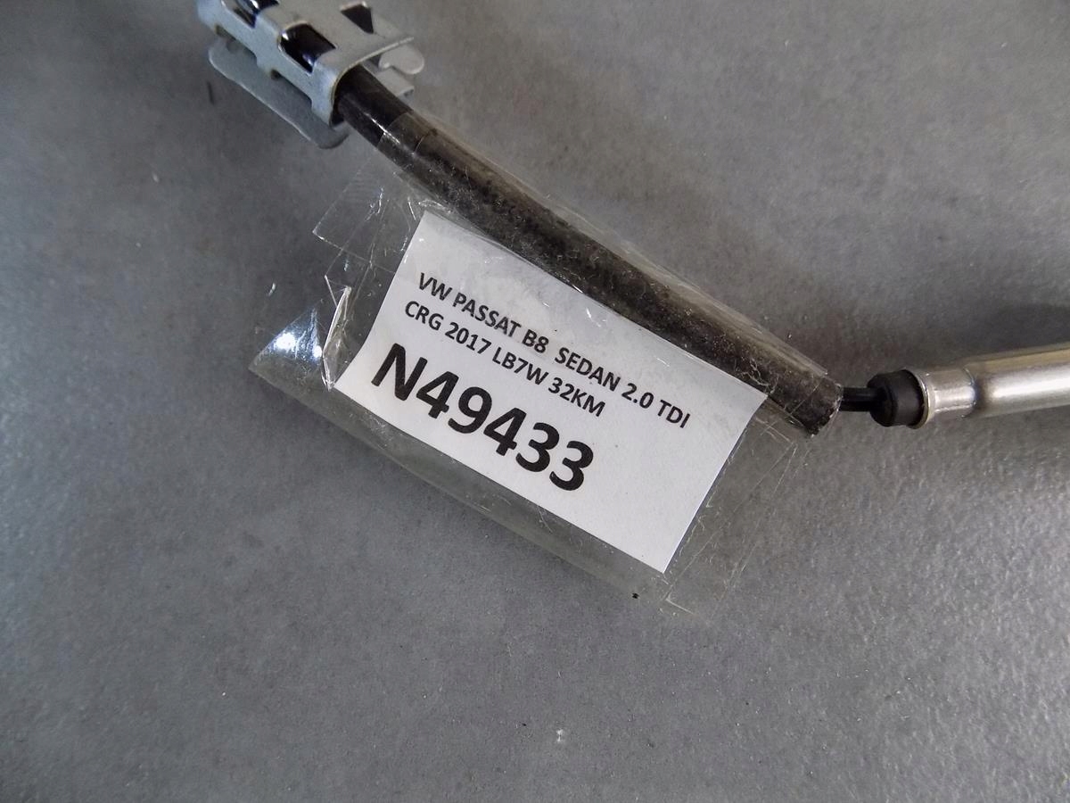 VW PASSAT B8 Sensor TEMP Gase 04L906088AK
