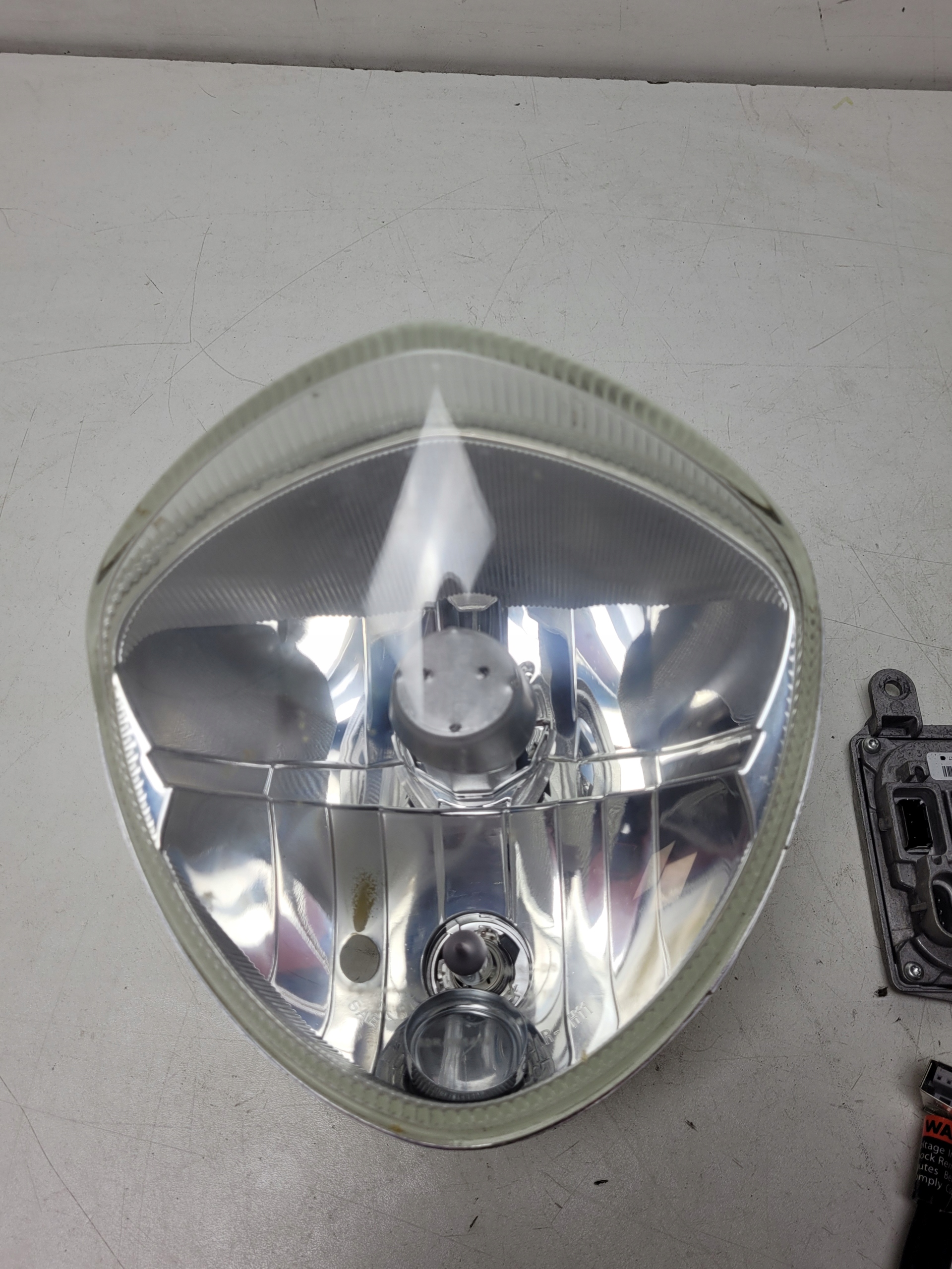 VICTORY CROSS COUNTRY ПЕРЕДНЯЯ КСЕНОНОВАЯ ЛАМПА