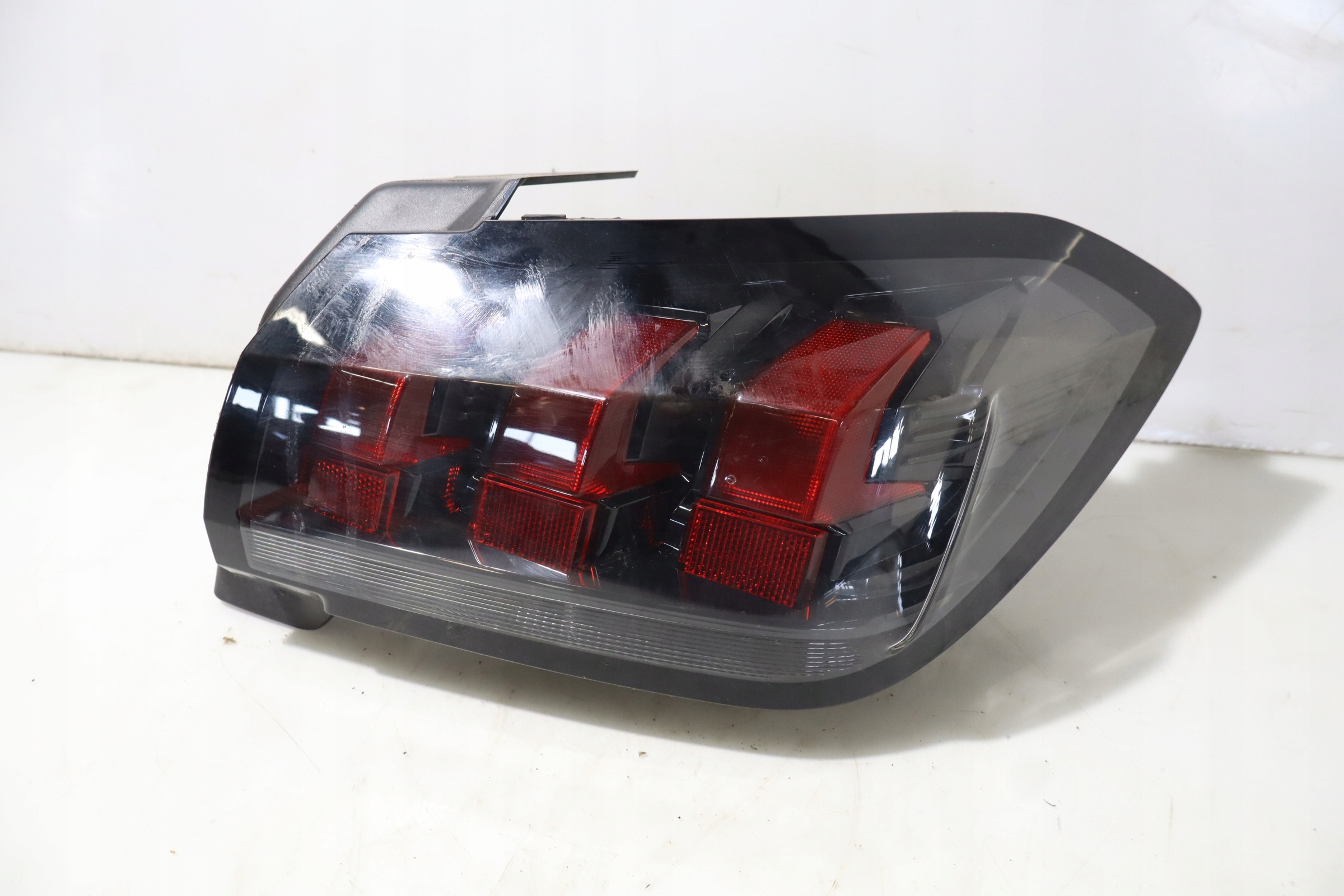 Peugeot 208 I Rückleuchte Rearlamp - Thumbnail 1