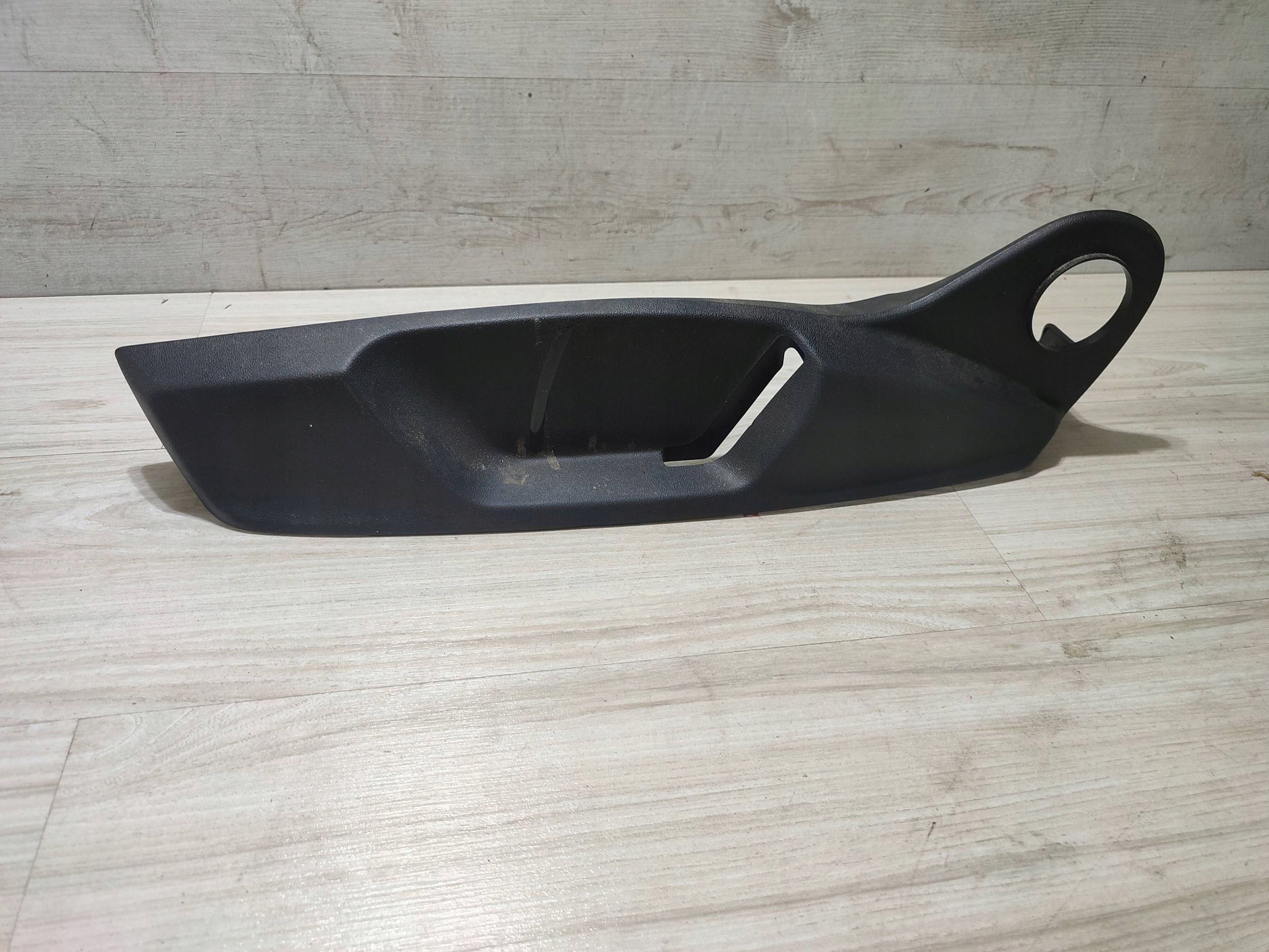 Skoda Scala 2020 front side left side seat