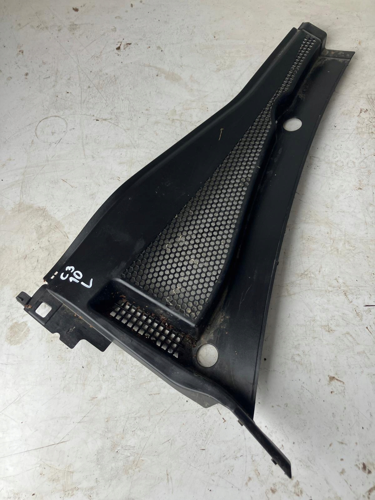 torpedo left upper CITROEN C3 III 9811934477