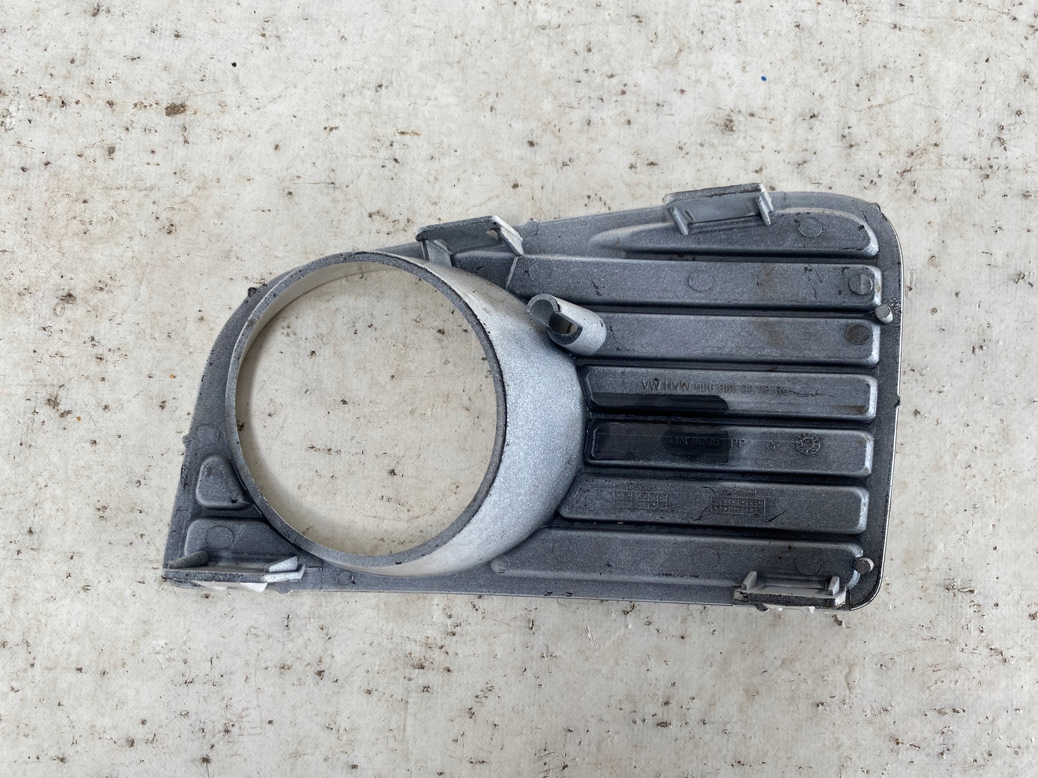 MERCEDES SPRINTER W906 06- grid of a bumper right front 9068850853