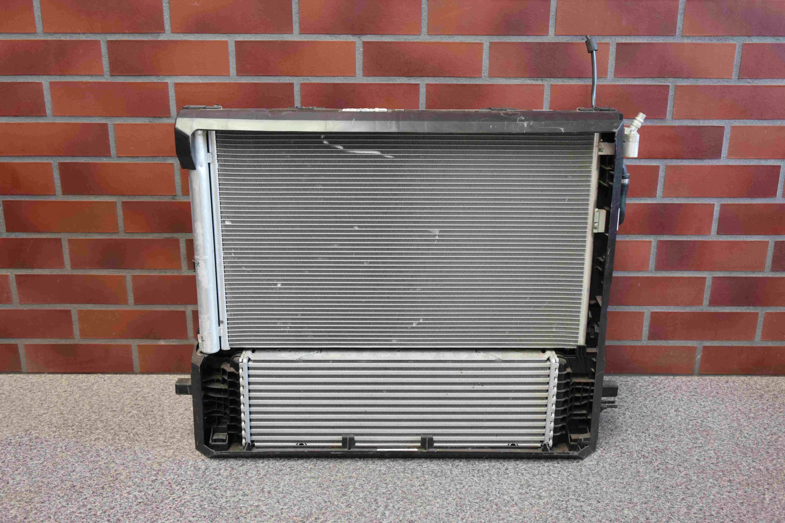 radiator KOMPLET BMW X3 G01 1.8d