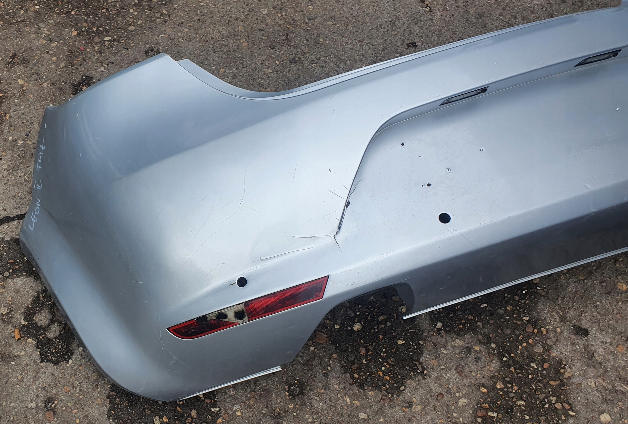 SEAT LEON II Stoßstange heck TYLNI
