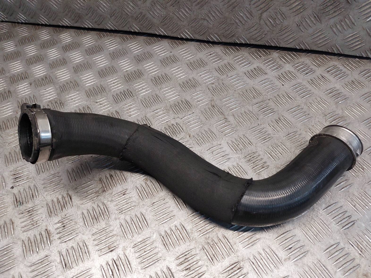 Kühler luft INTERCOOLER RURY AUDI A6 C6 4F0145805AA 4F0145787D