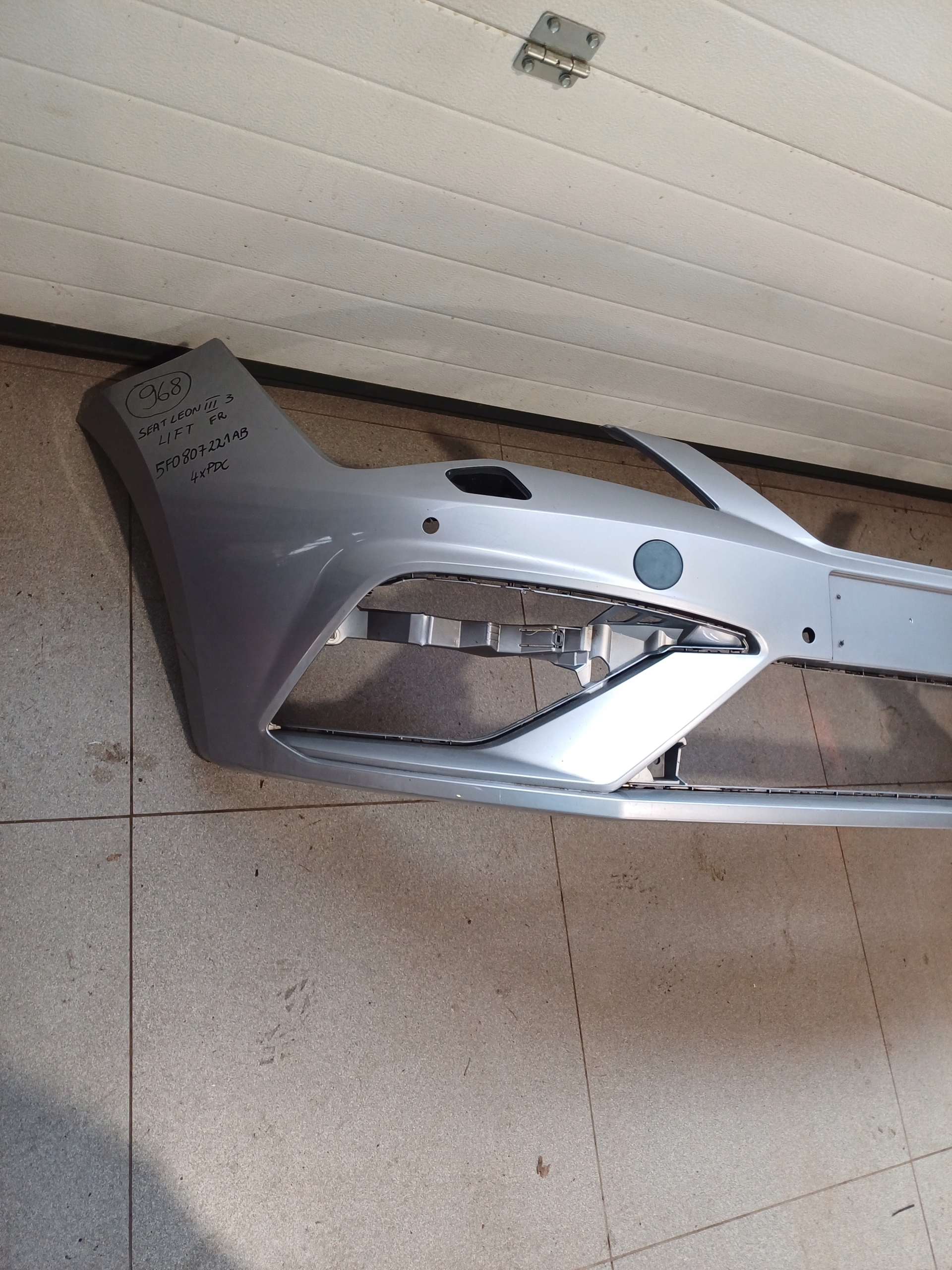 bumper front front SEAT LEON 3 III FR LIFT 4 X PDC washer 5F0807221AB