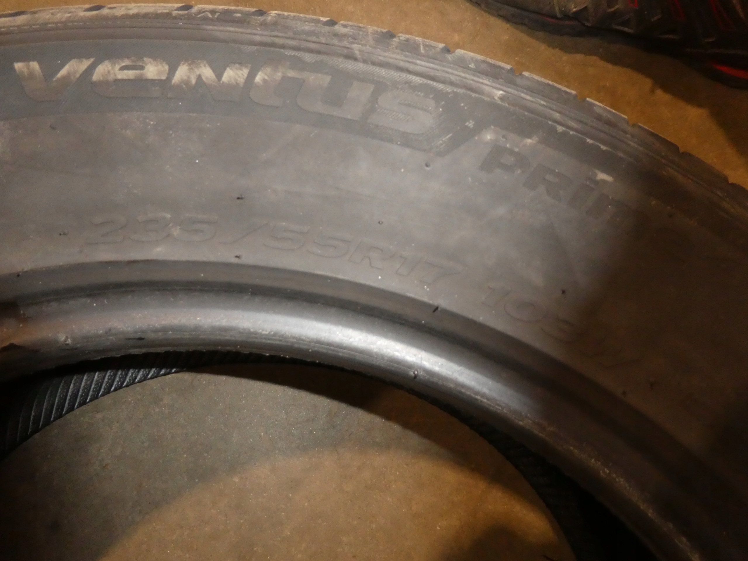 2X tyres HANKOOK VENTUS PRIME 4 235/55/17 2022R