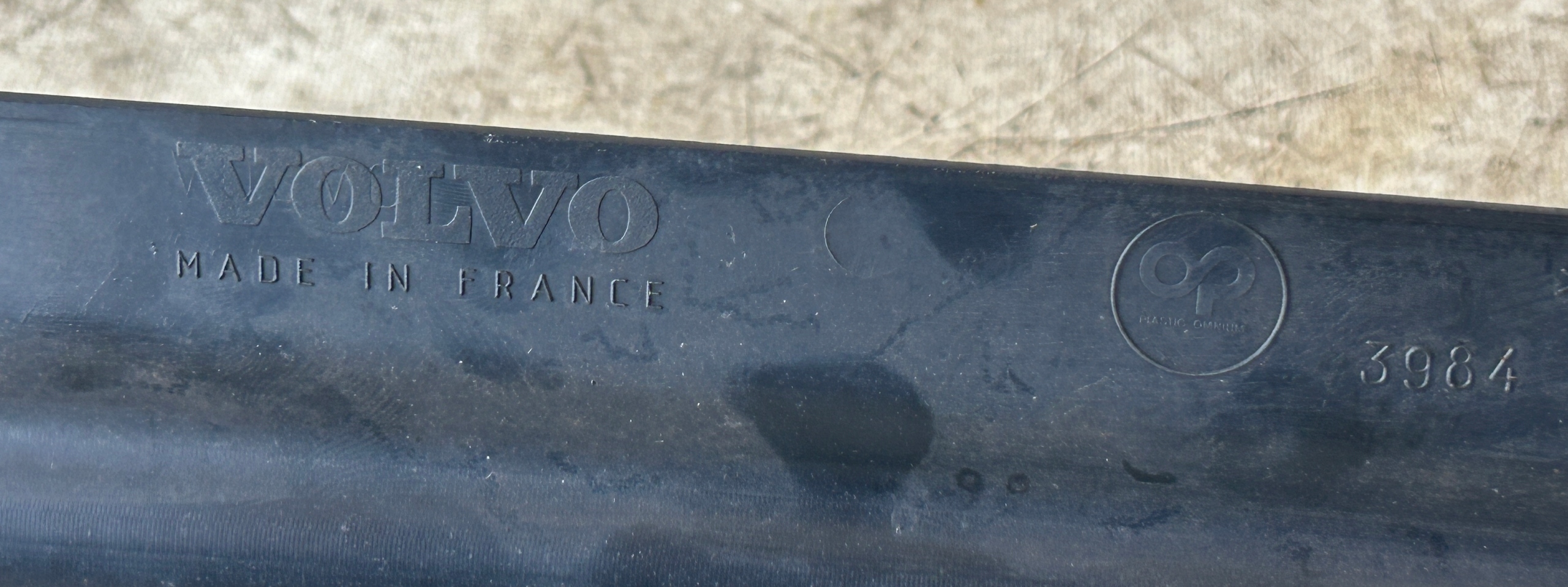 LUFTANSAUGKANAL VOLVO V50 2.0D 3984
