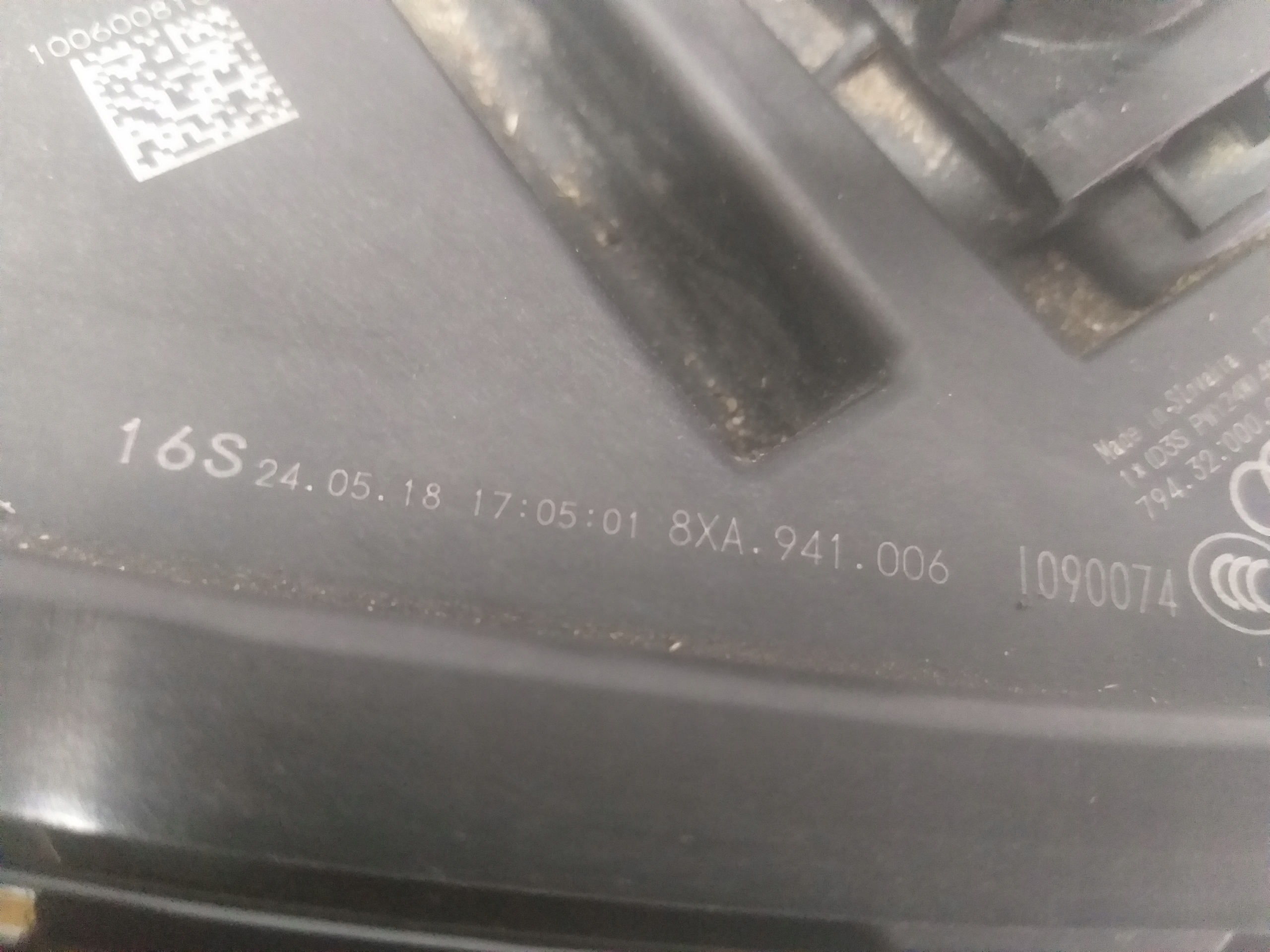 light front right AUDI A1 LIFT XENON LED 14- 8XA941006