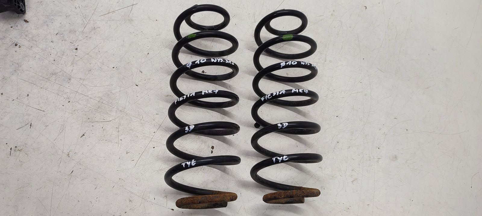 spring rear part rear para Ford Fiesta MK7 1,6 TDCI