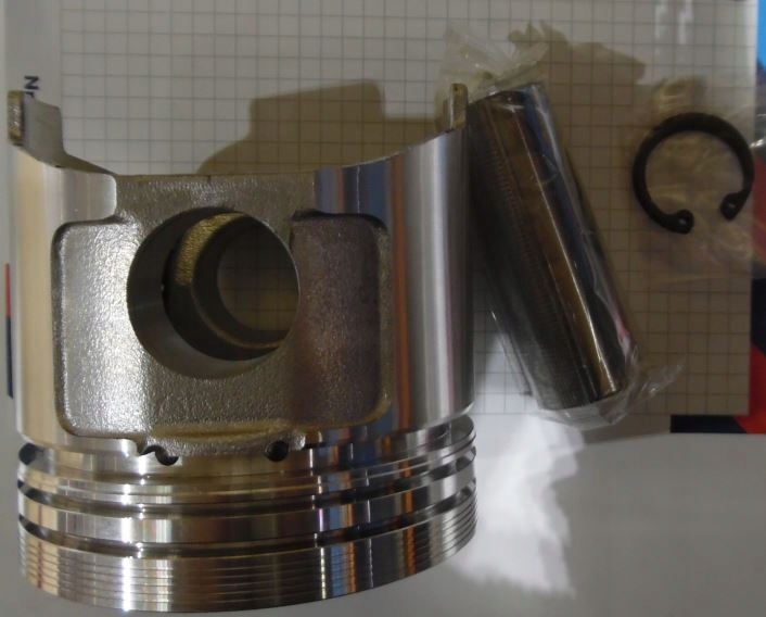 Píst s čepem Thermo King TK4.86 TK4.86V TK486 Std