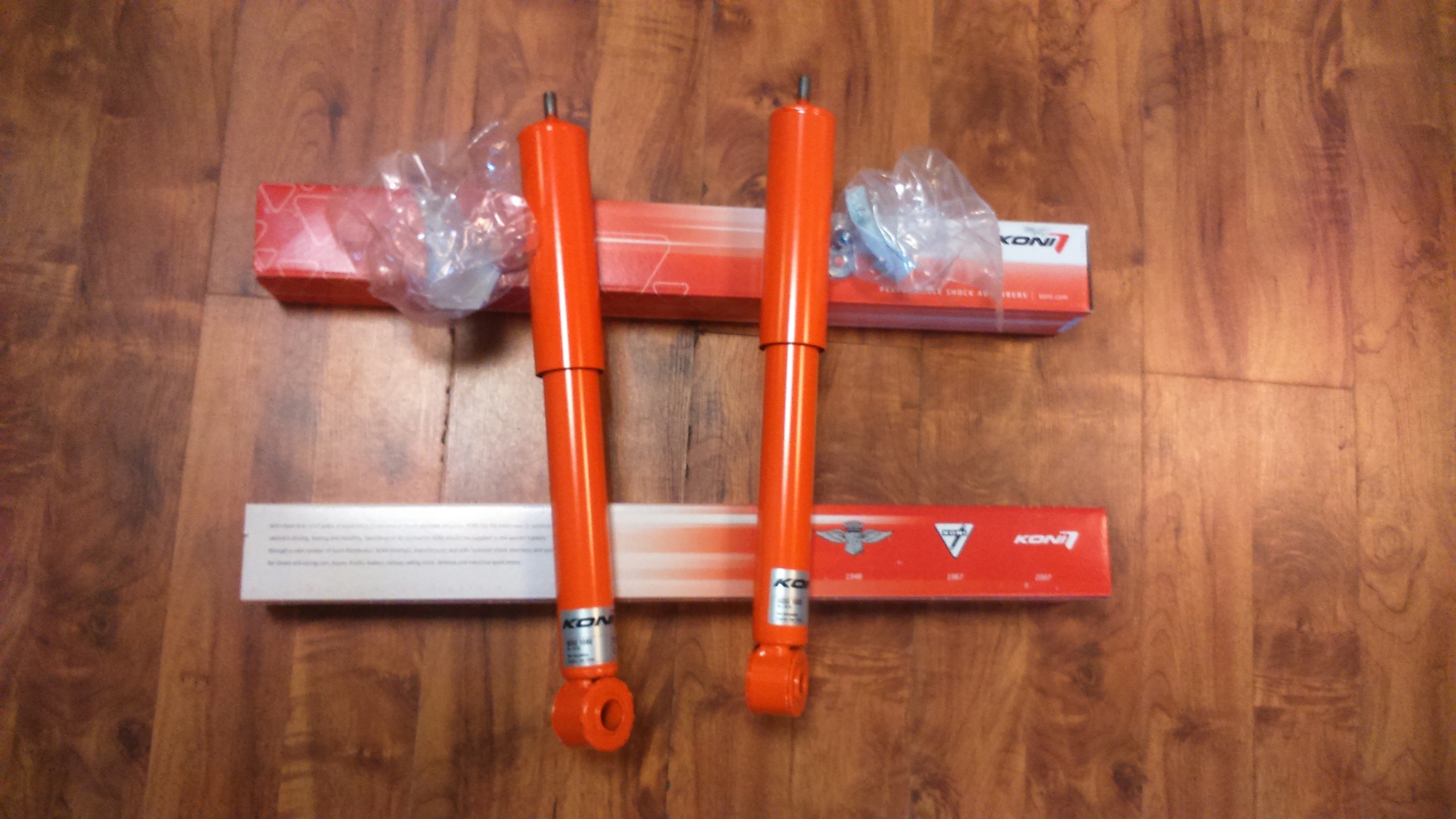 8050 1080 - АМОРТИЗАТОРЫ ЛОШАДЕЙ СТР.Т VOLVO-ЗАДНИЙ