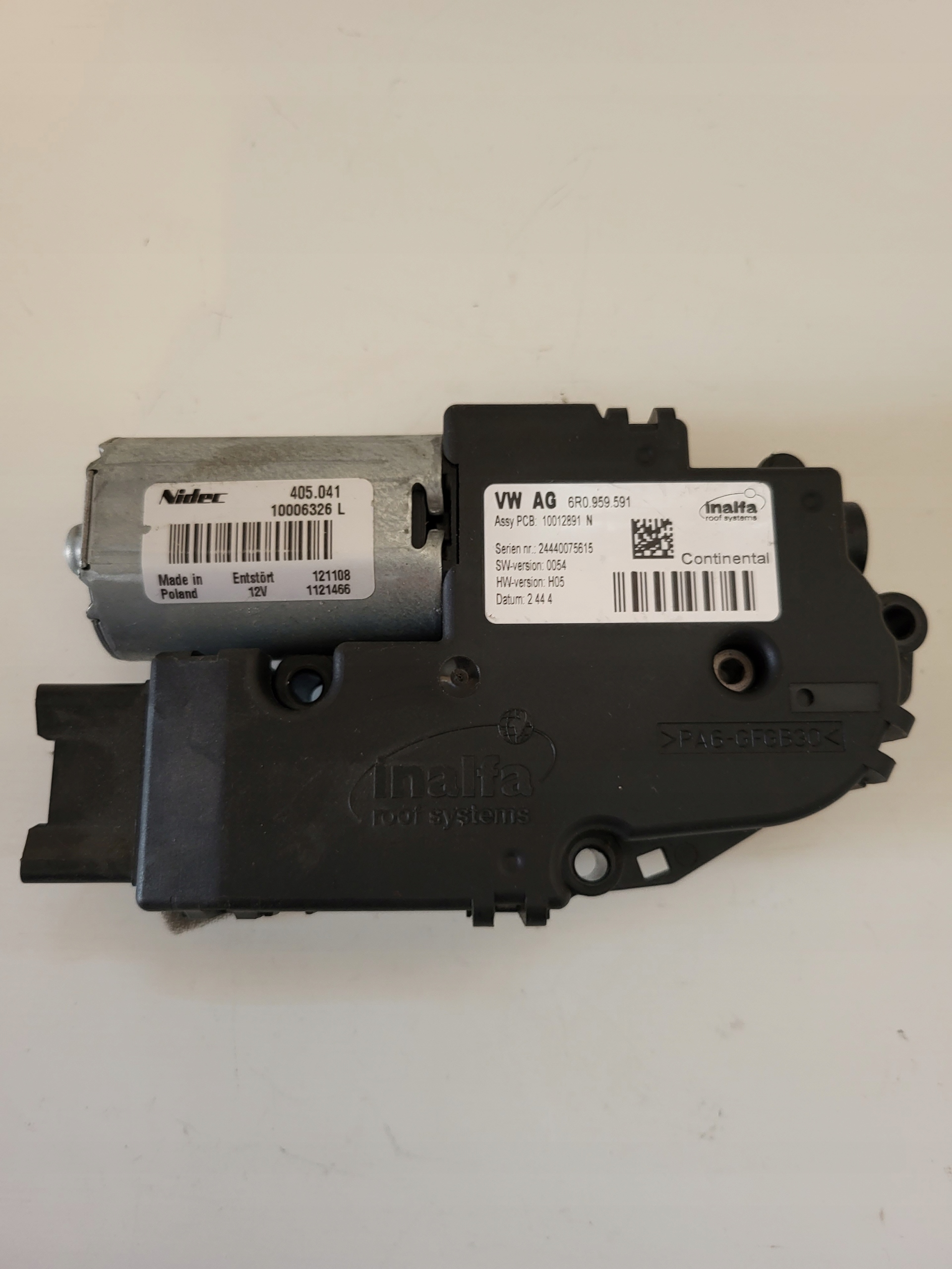 SILNICZEK SZYBERDACHU VW 6R0959591