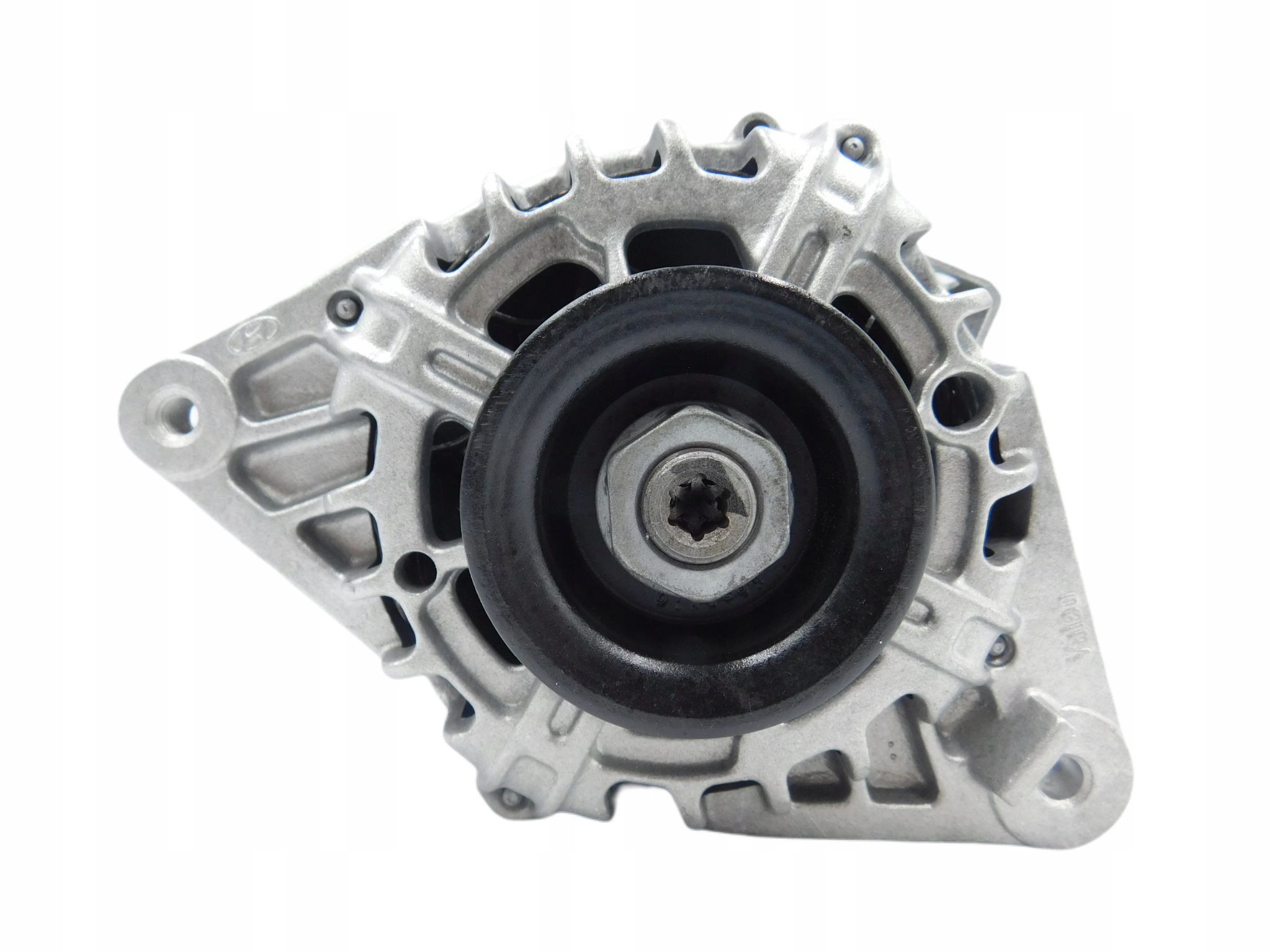 ГЕНЕРАТОР HYUNDAI GETZ МАТРИКС 1.3 1.4 1.6 1.8