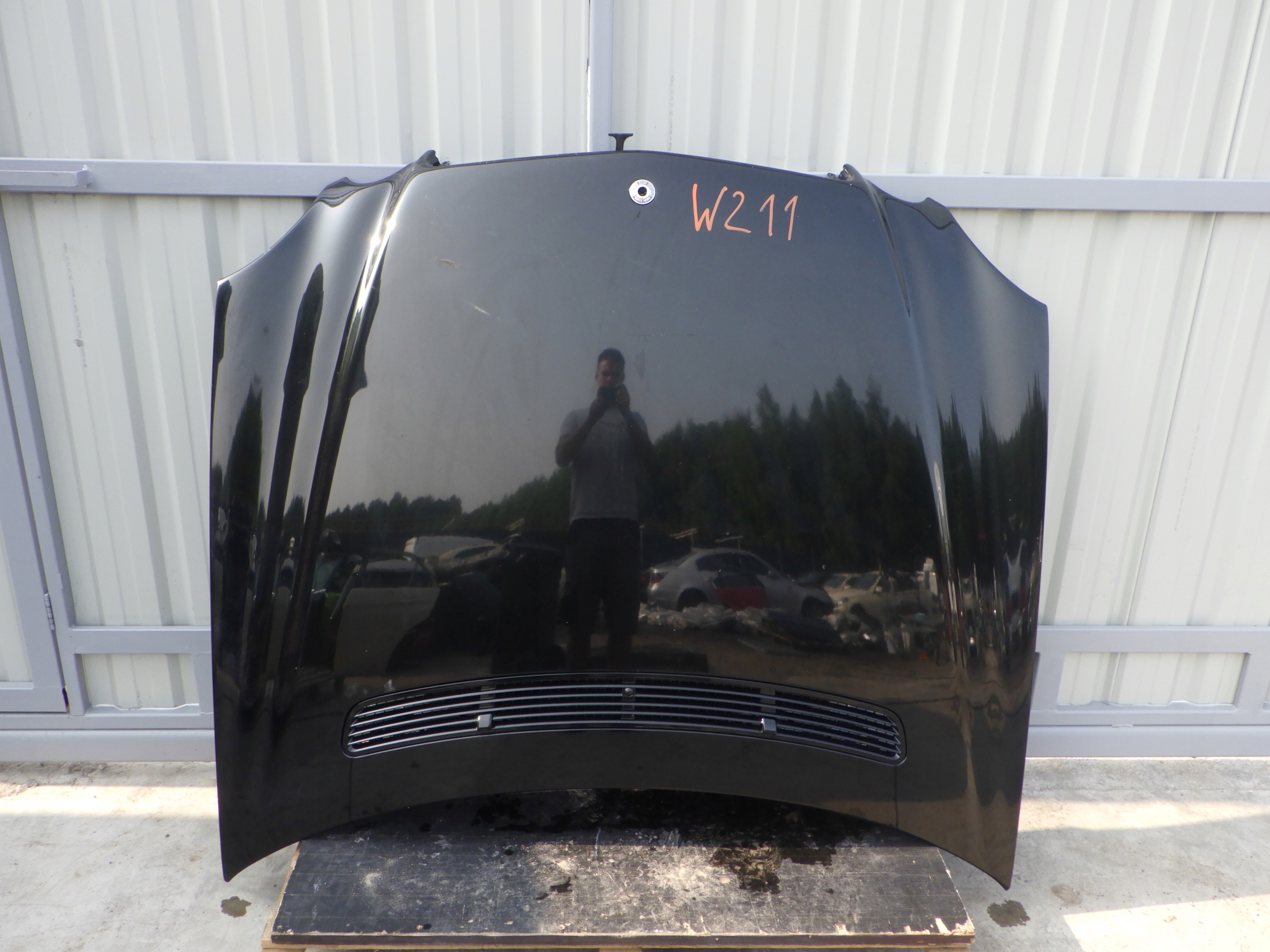 MERCEDES W211 MASKA POKRYWA SILNIKA