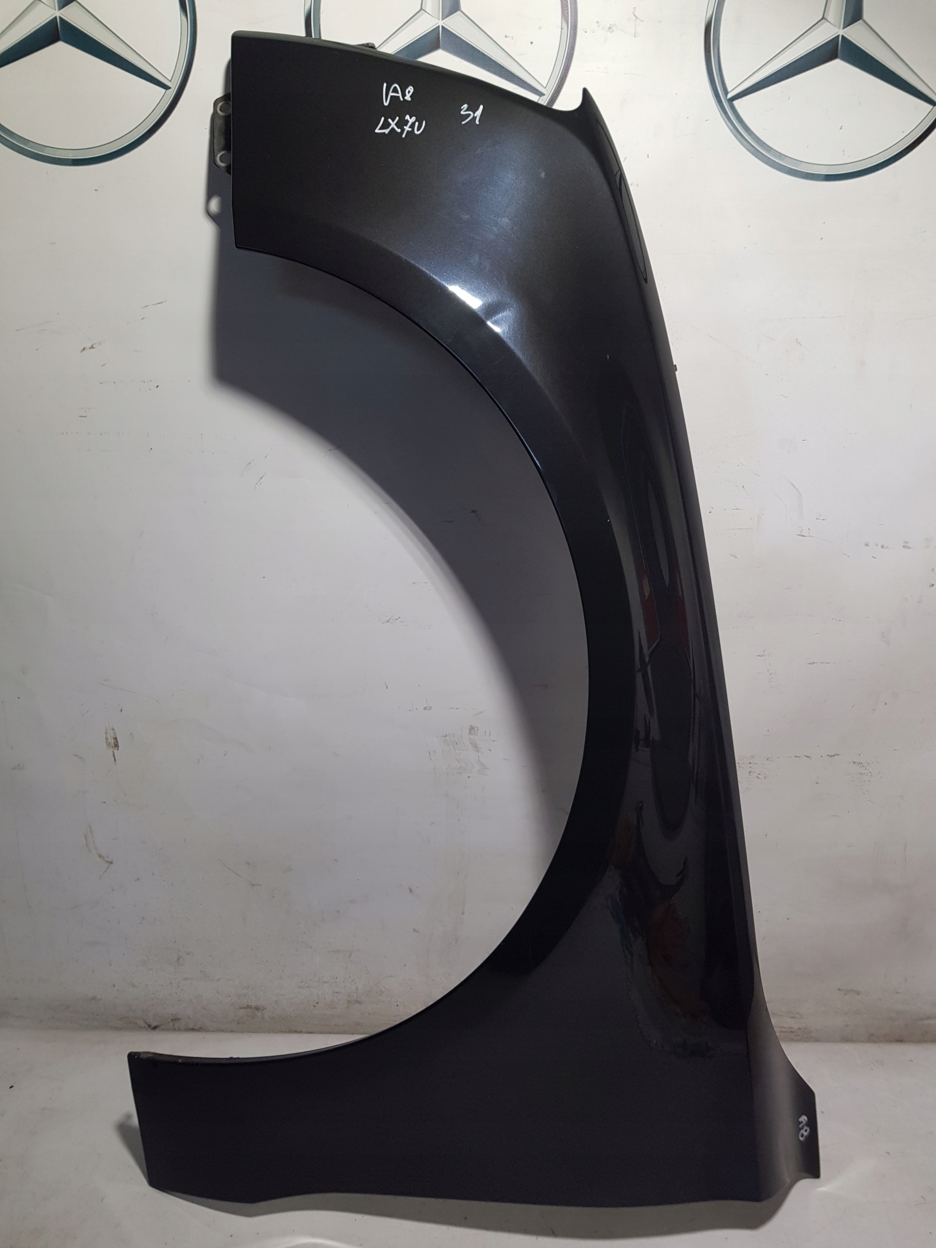 fender left front AUDI A8 D4 Lx7U