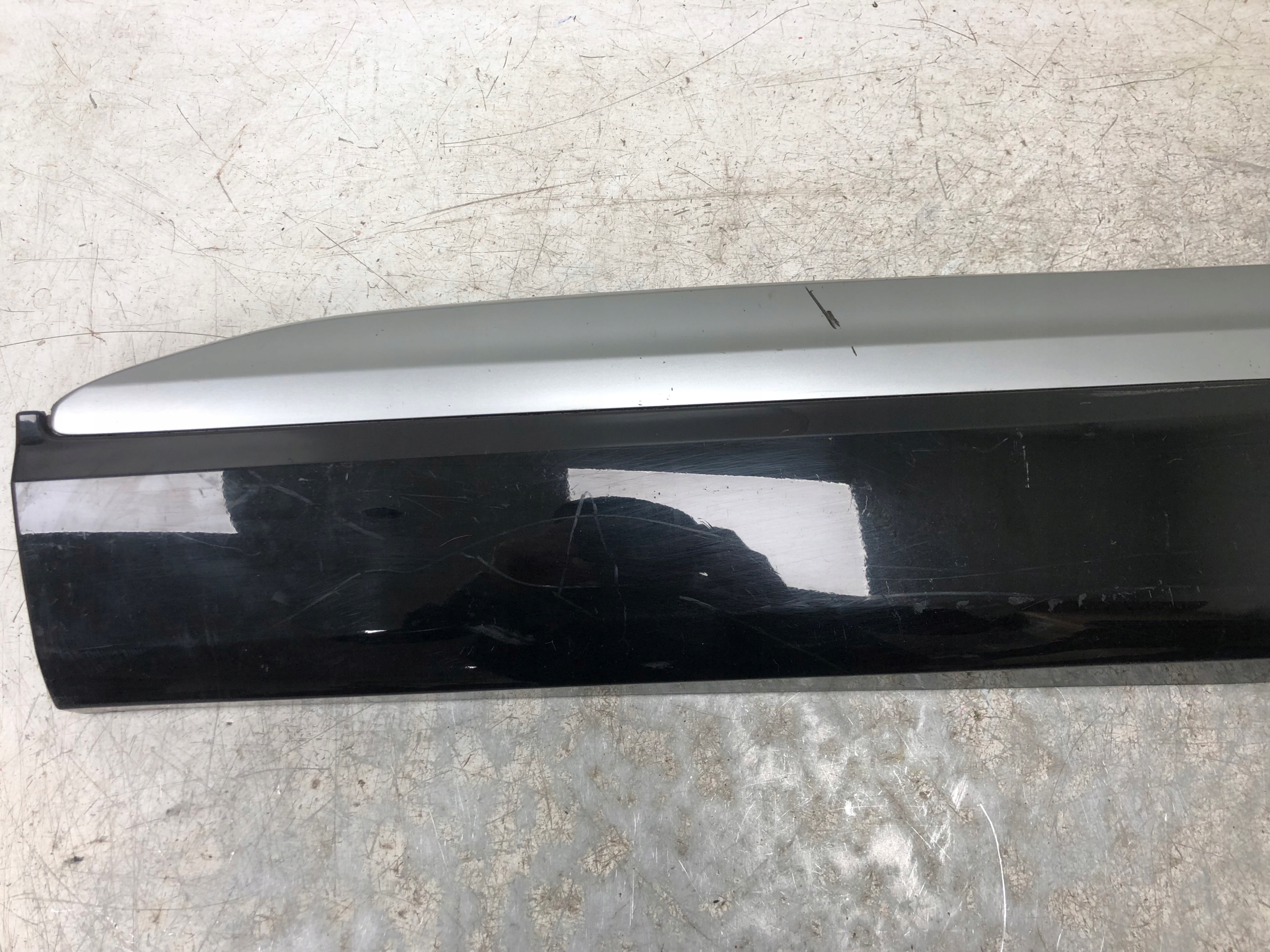 moulding door left front AUDI Q7 4M 4M0853959B