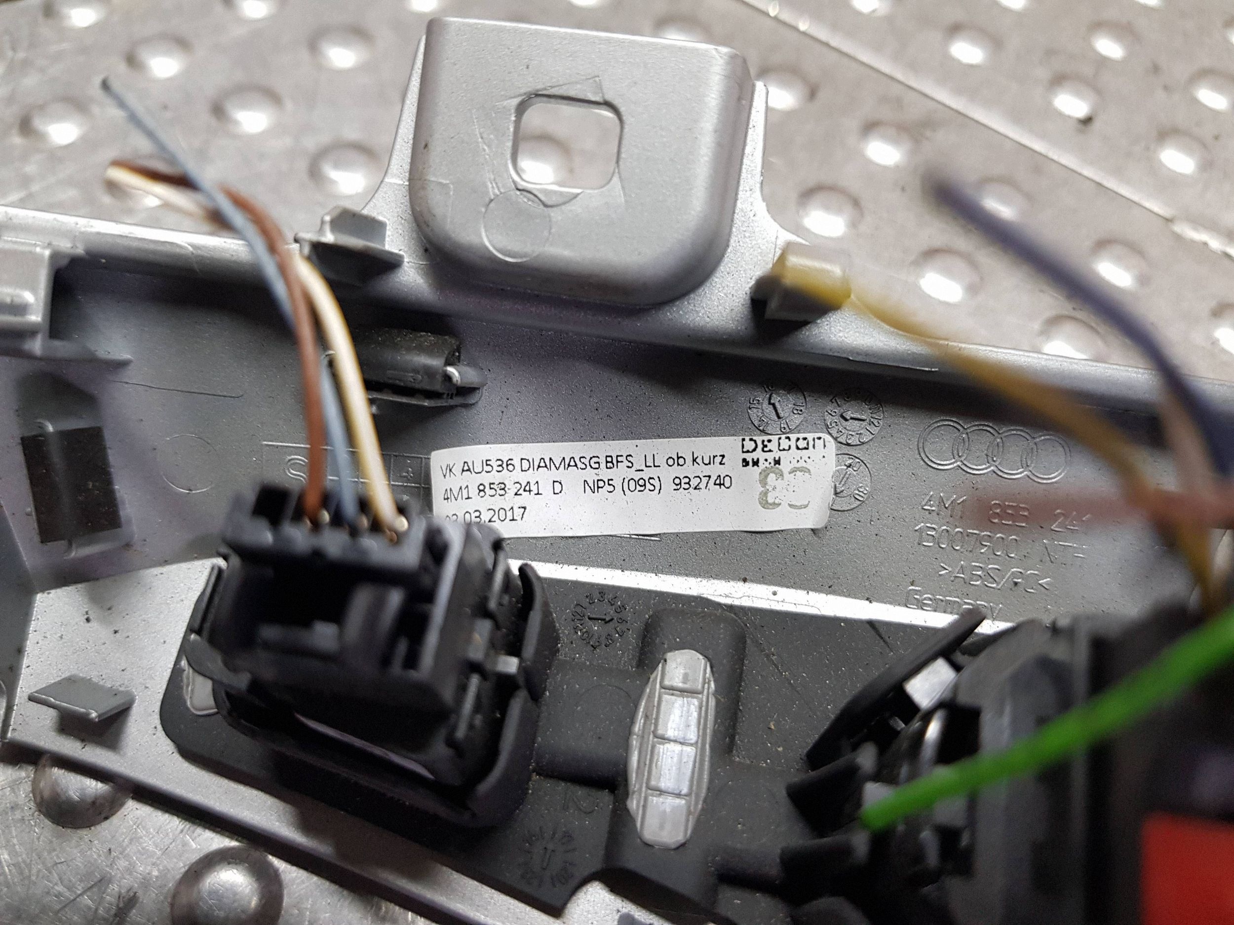 decorative trim DEKOR consoles START STOP 4M1853241 AUDI Q7 II 4M