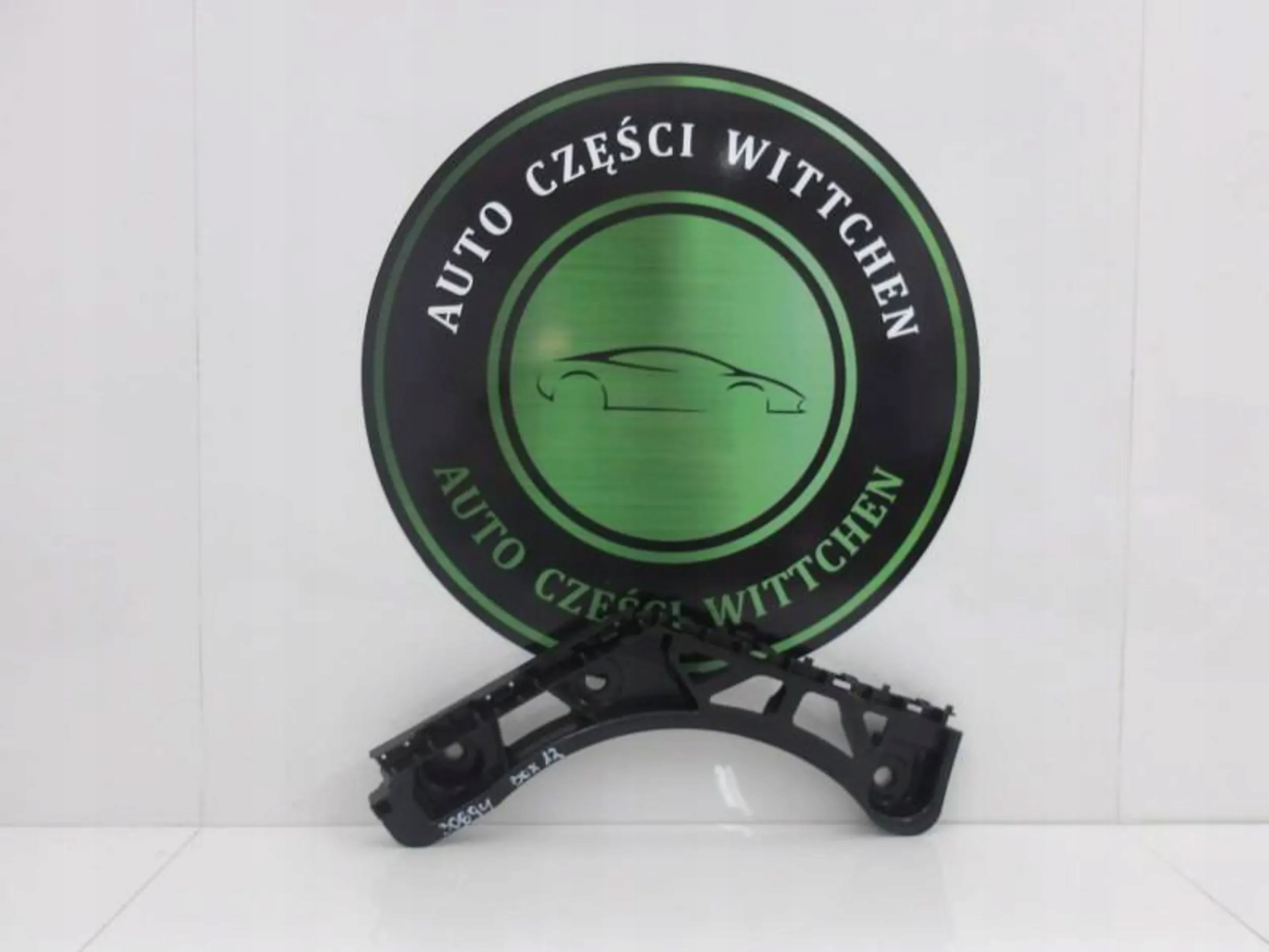 VOLKSWAGEN TIGUAN ŚLIZG ZDERZAK PRAWY TYŁ