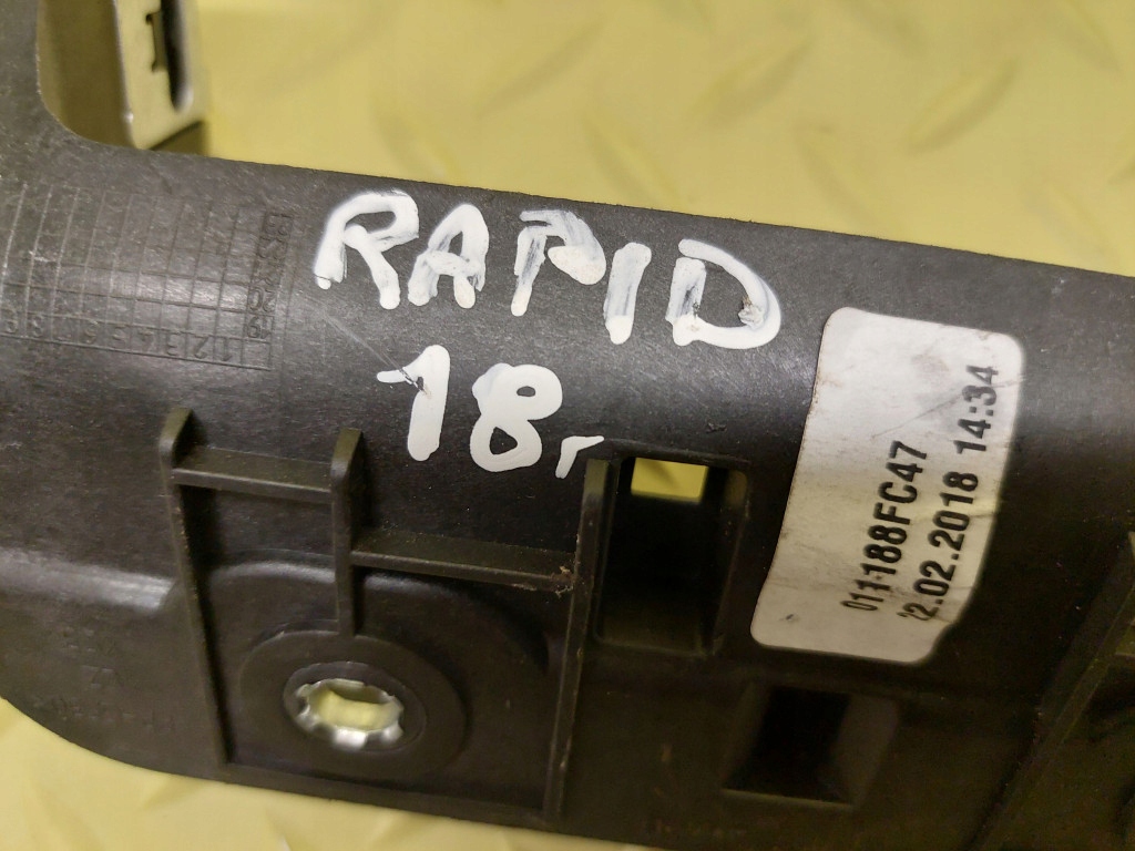 SKODA RAPID II bracket holder TUNELU 5JA863377D