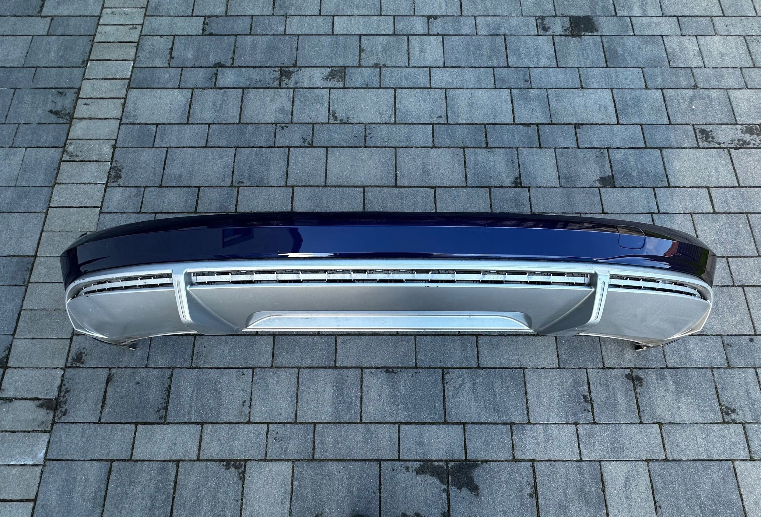 AUDI E TRON E-TRON 4KE S-LINE SPOILER ZDERZAKA ZDERZAK TYLNY TYŁ 4KE807521E