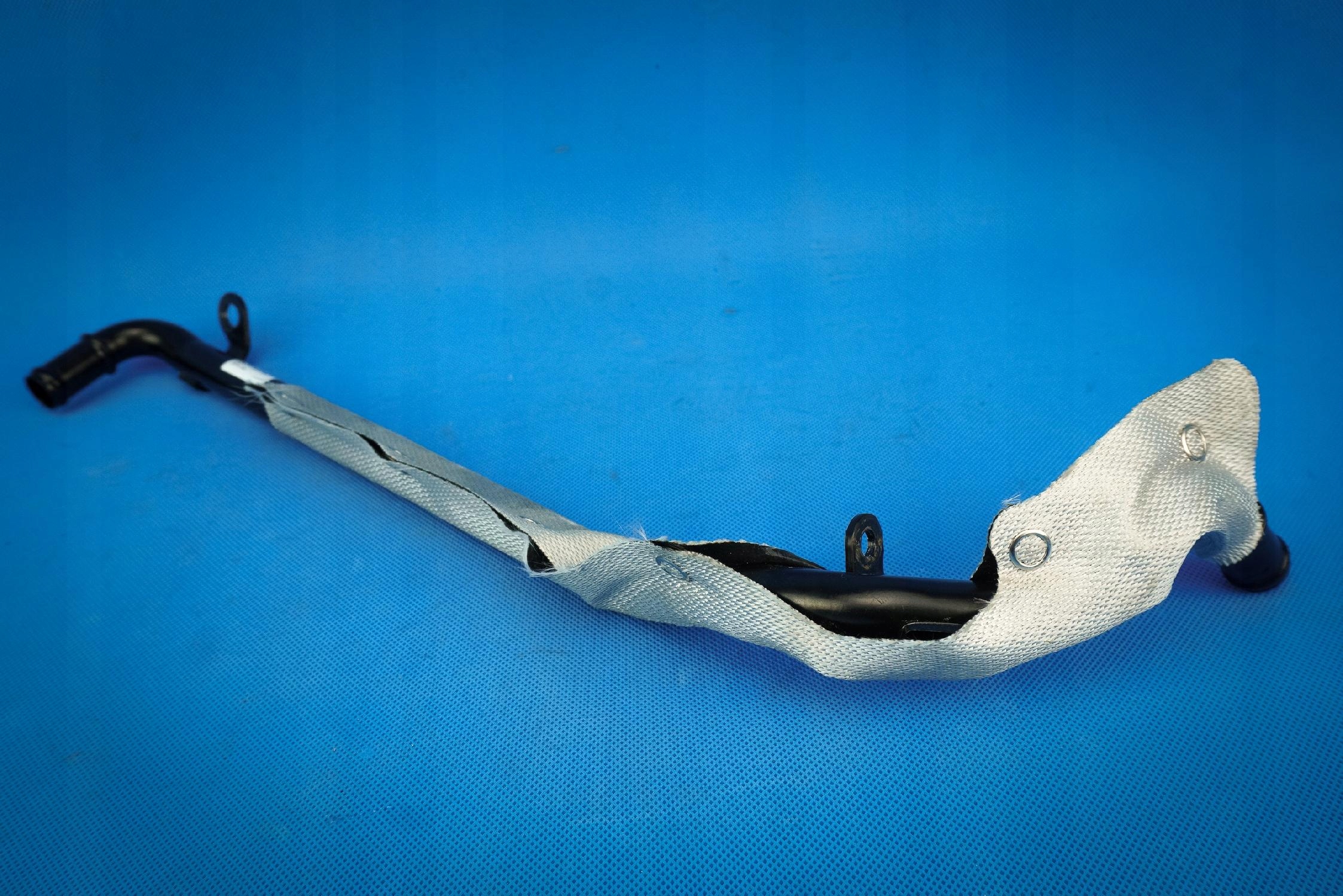 pipe water Audi A6 A7 A8 Q7 06E121044AB 3.0TFSI