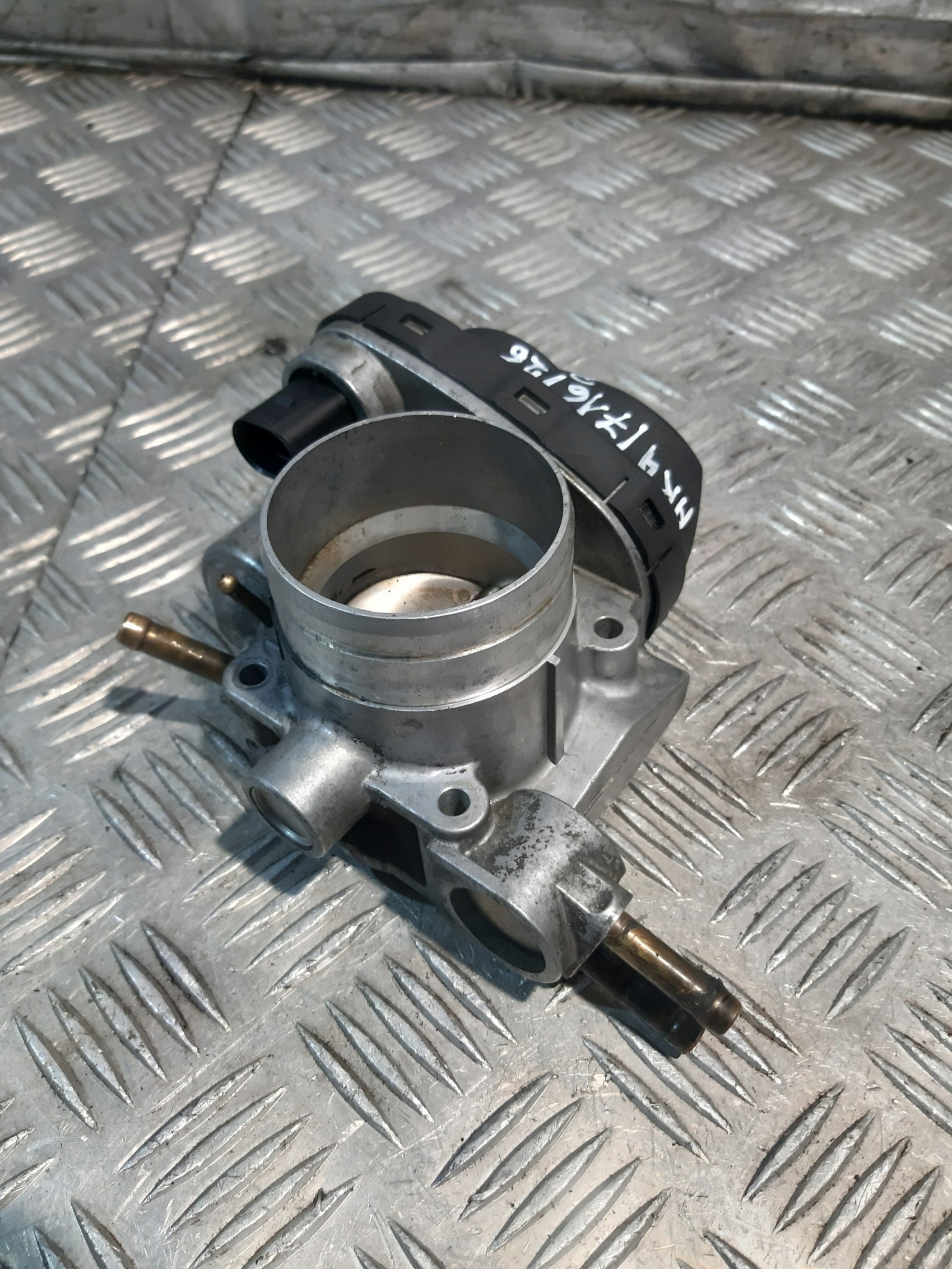 VW PASSAT B5 1.6B Valvola a farfalla 06B133062F