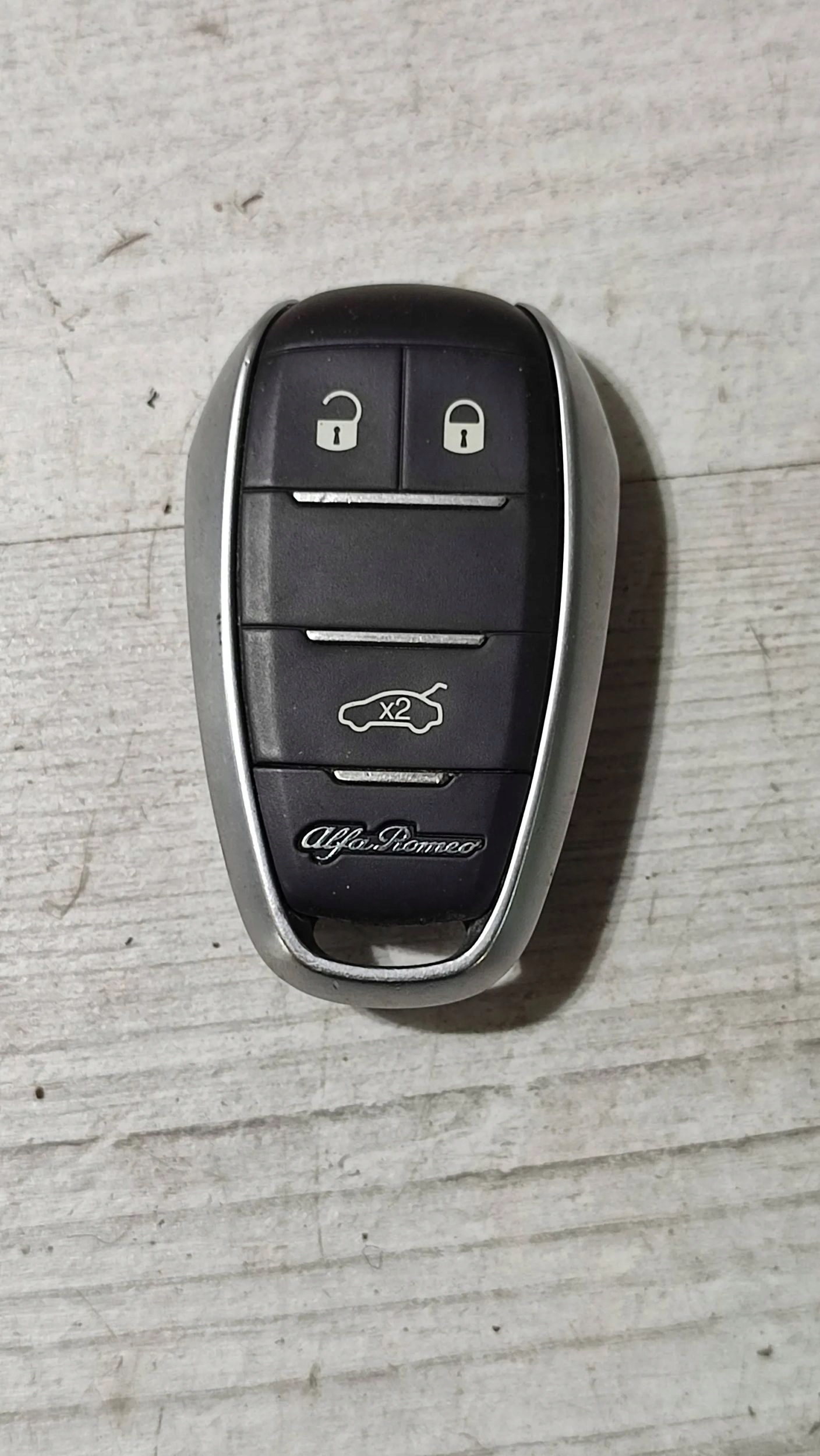 key Alfa Romeo Stelvio 156140440