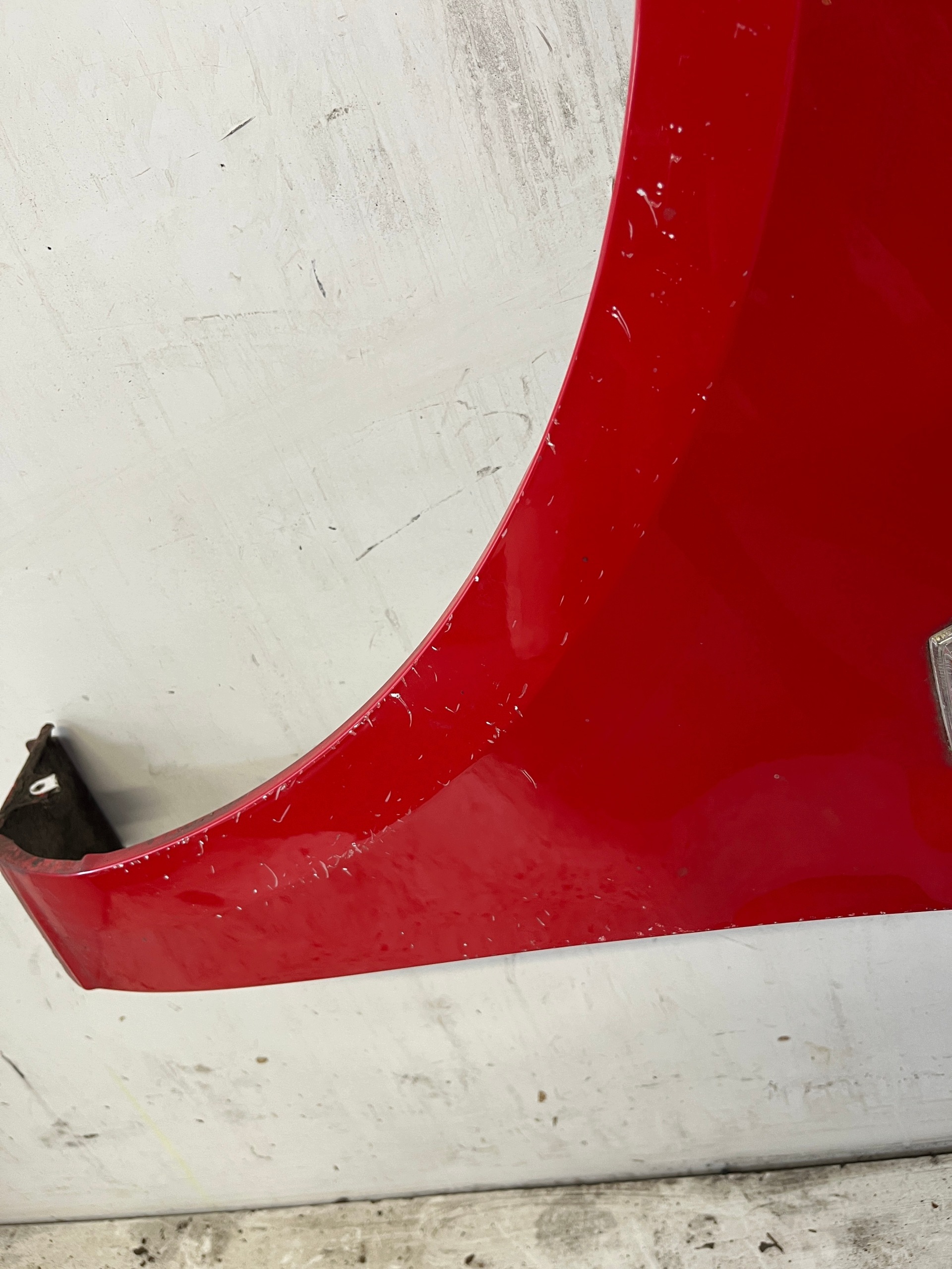OPEL CORSA E fender left front front red Z547 DO MALOWANIA