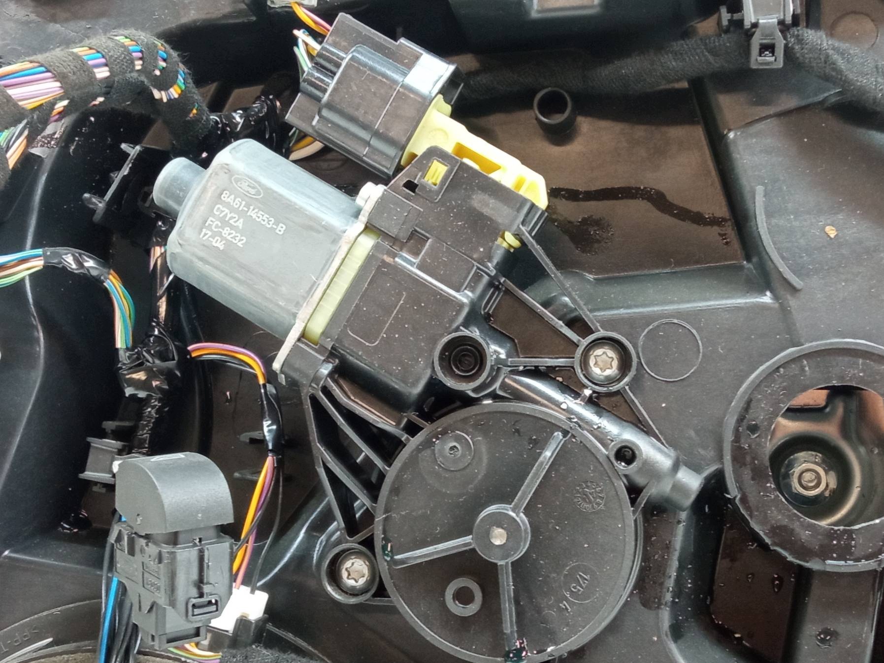 mechanism windows right front 5D HB 8A6114553B Ford Fiesta Mk7 (2008-2016)