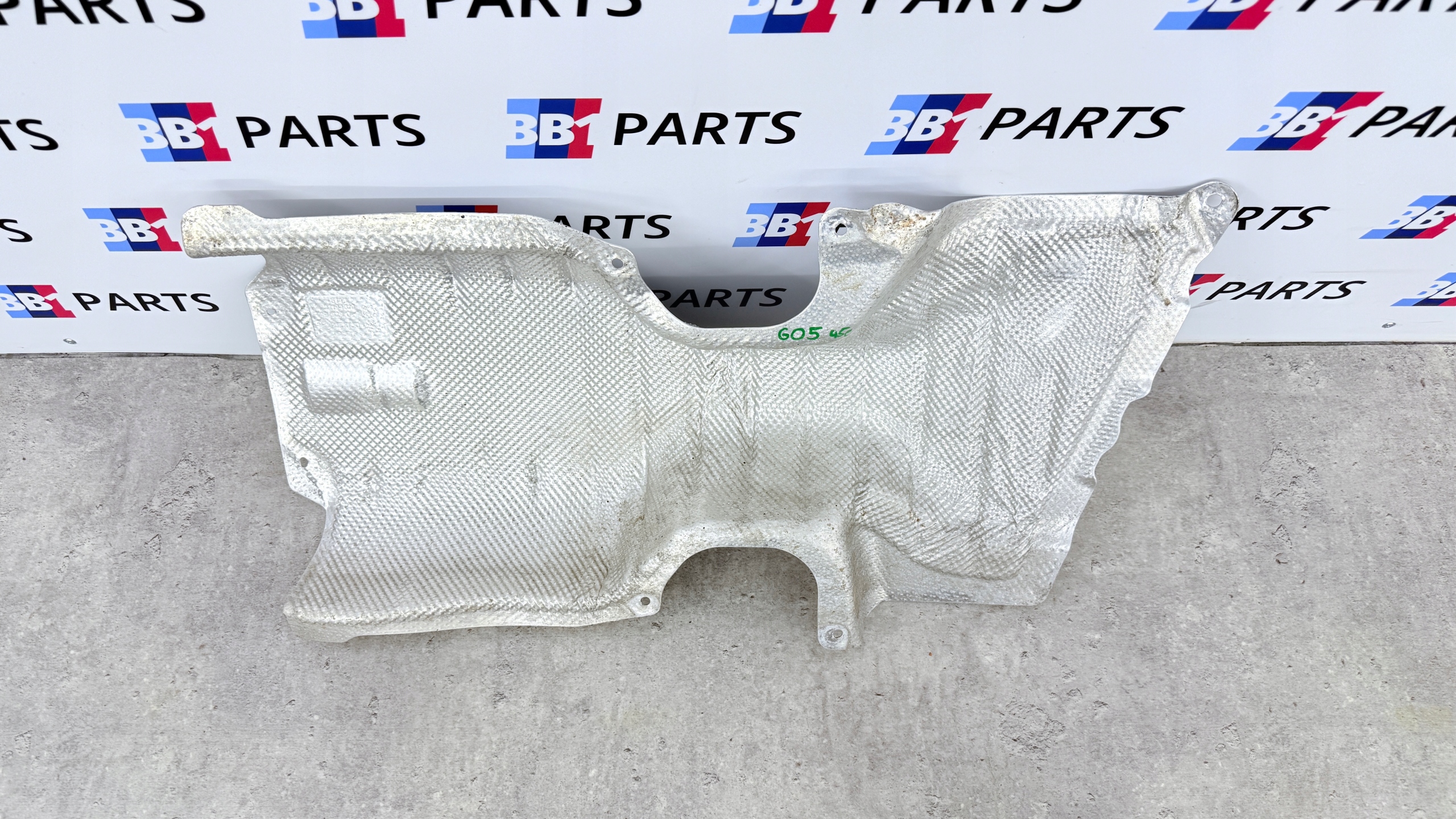BMW G05 X5 Blende Abdeckung TERMICZNA TUNELU 45E 7424929