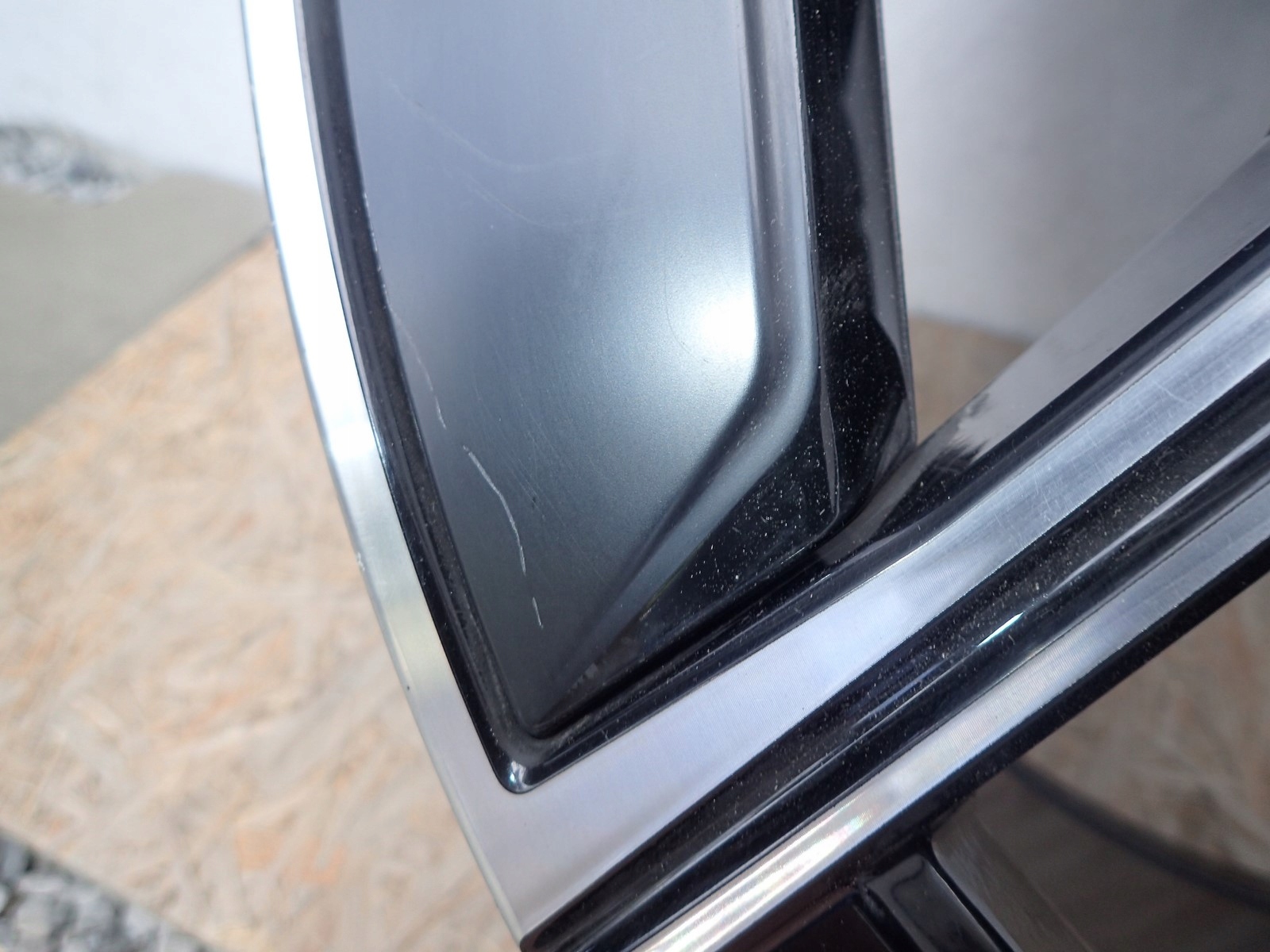 disk hliníkový BMW 7 I7 G70 20\ ET44 10,5J