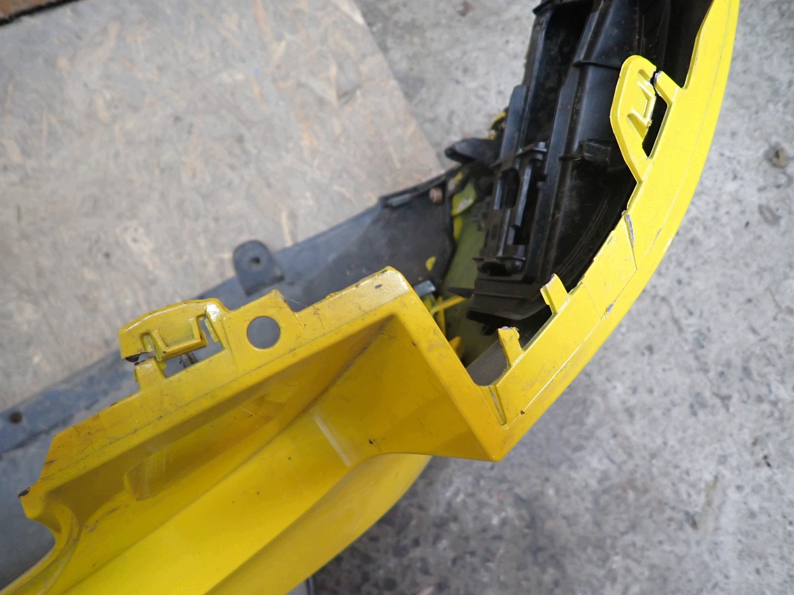 bumper rear part rear RENAULT 5 V E TECH 2024- 850235928R