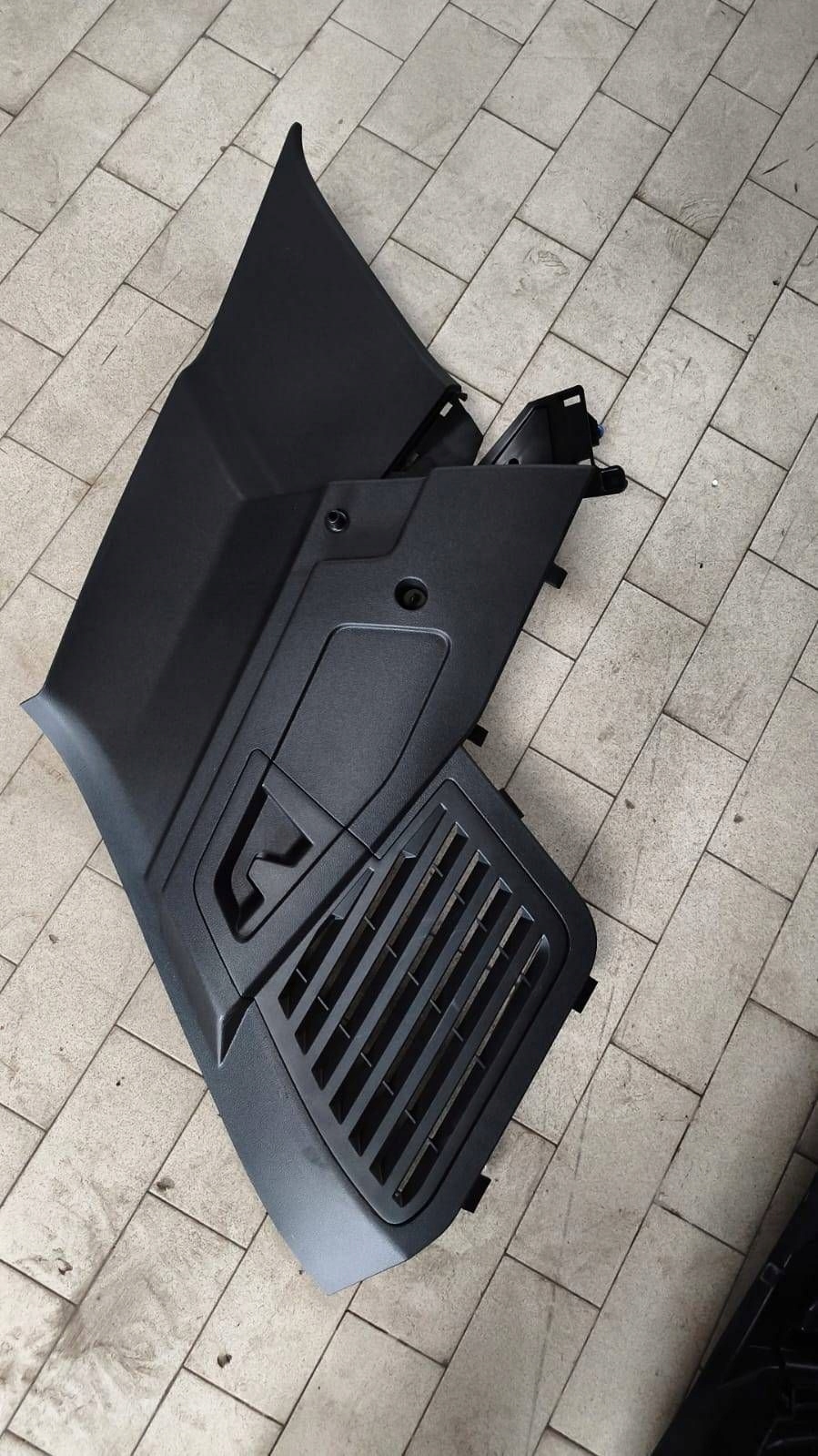 boot upholstery rear part side left Renault Scenic E-Tech V 769333290R