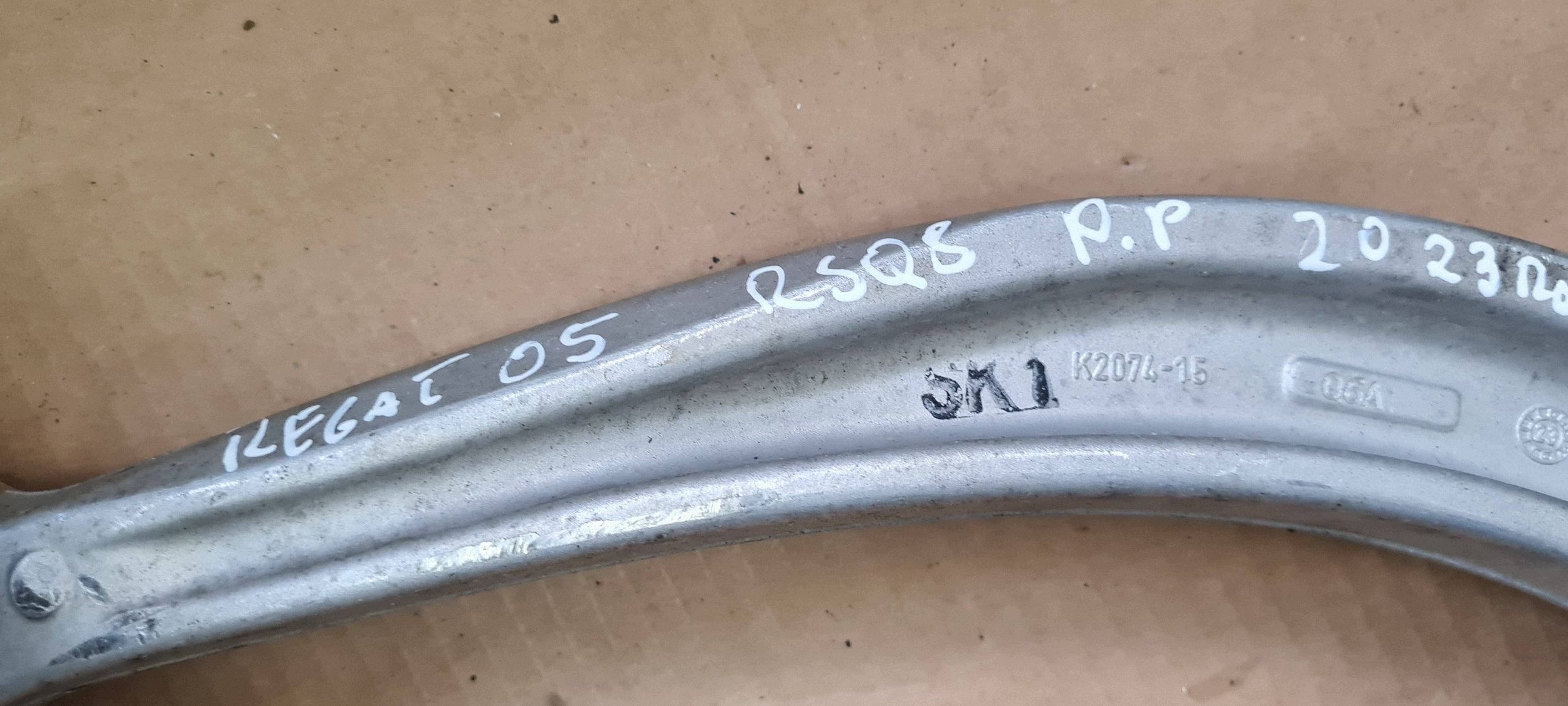 SQ8 4M RSQ8 Q8 arm right front front 4M0407696C SQ7 4M Q7