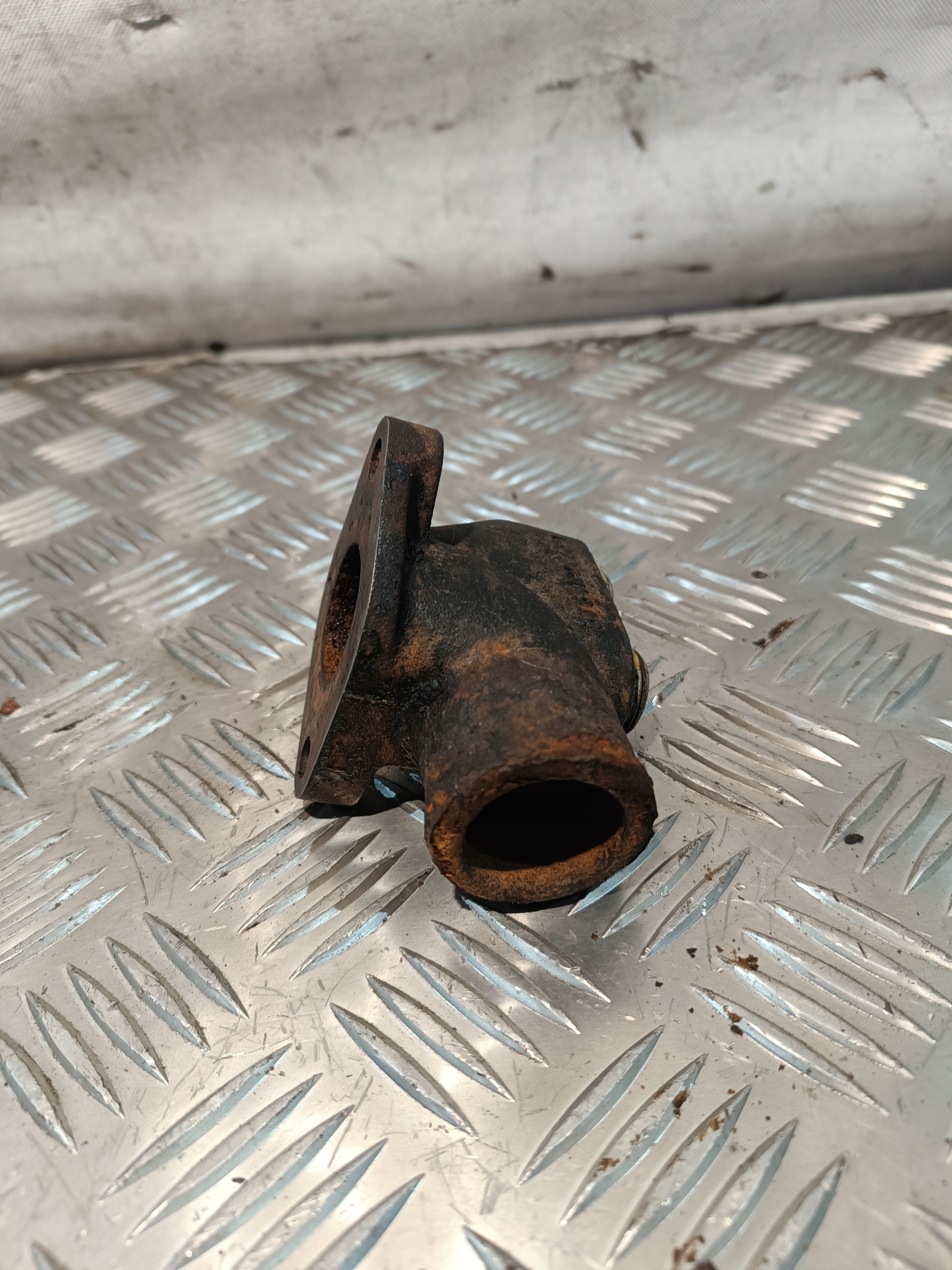 ZLACZE header pipe WONDEGO PERKINS 1004.4TAB 3764E06A-1