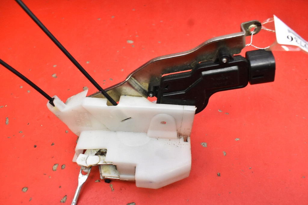 lock door right front front EU G61-R NISSAN PIXO D31S 08-13