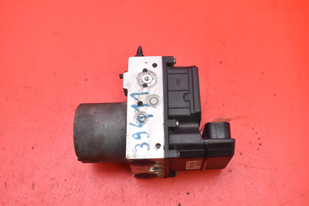 pompa ABS 8E0614517 0265225048 AUDI A4 B6 1.9 TDI 130 KM 00-05