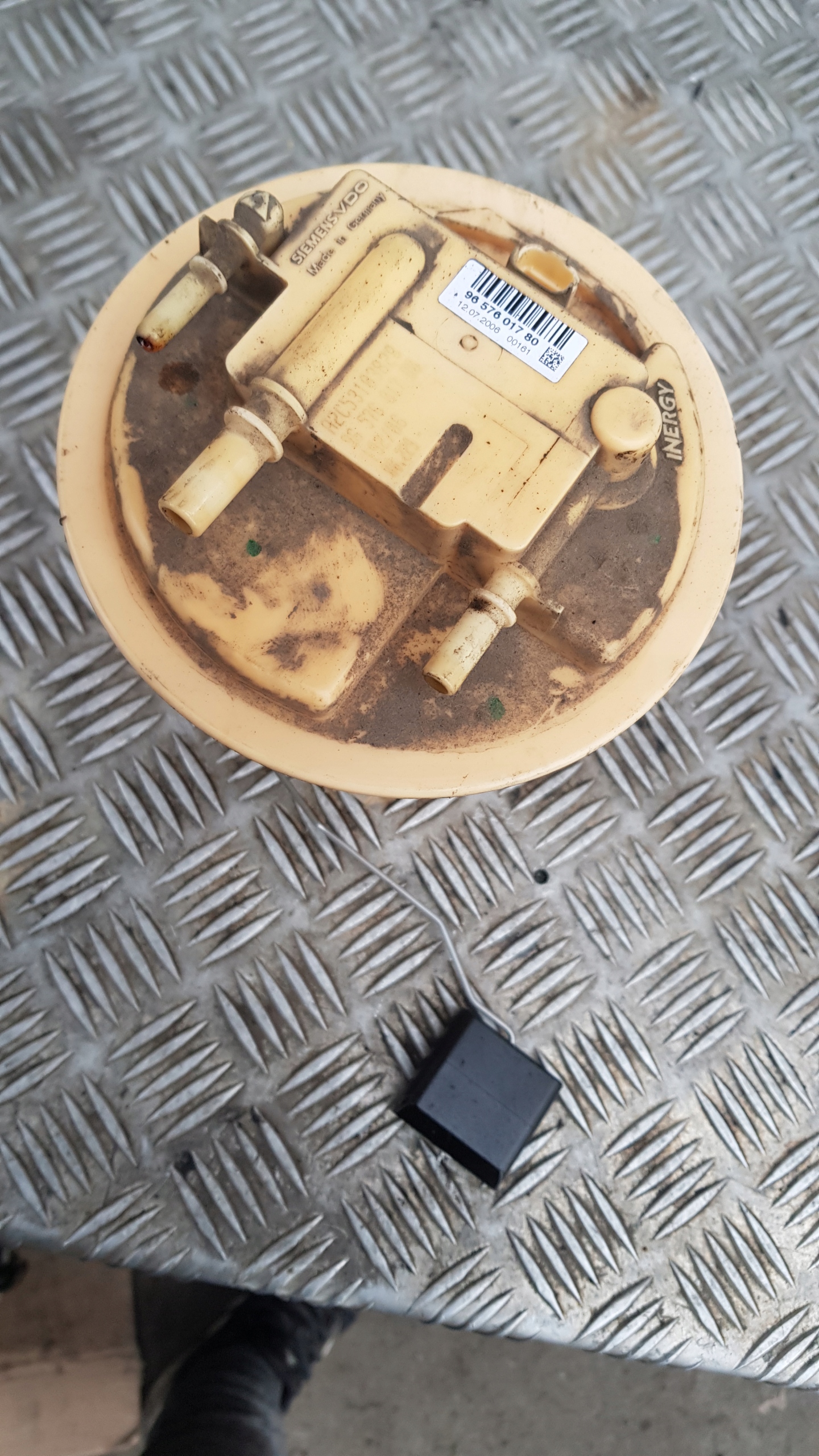 CITROEN C4 e 2.0 HDI Pompa carburante Pompa 9657601780