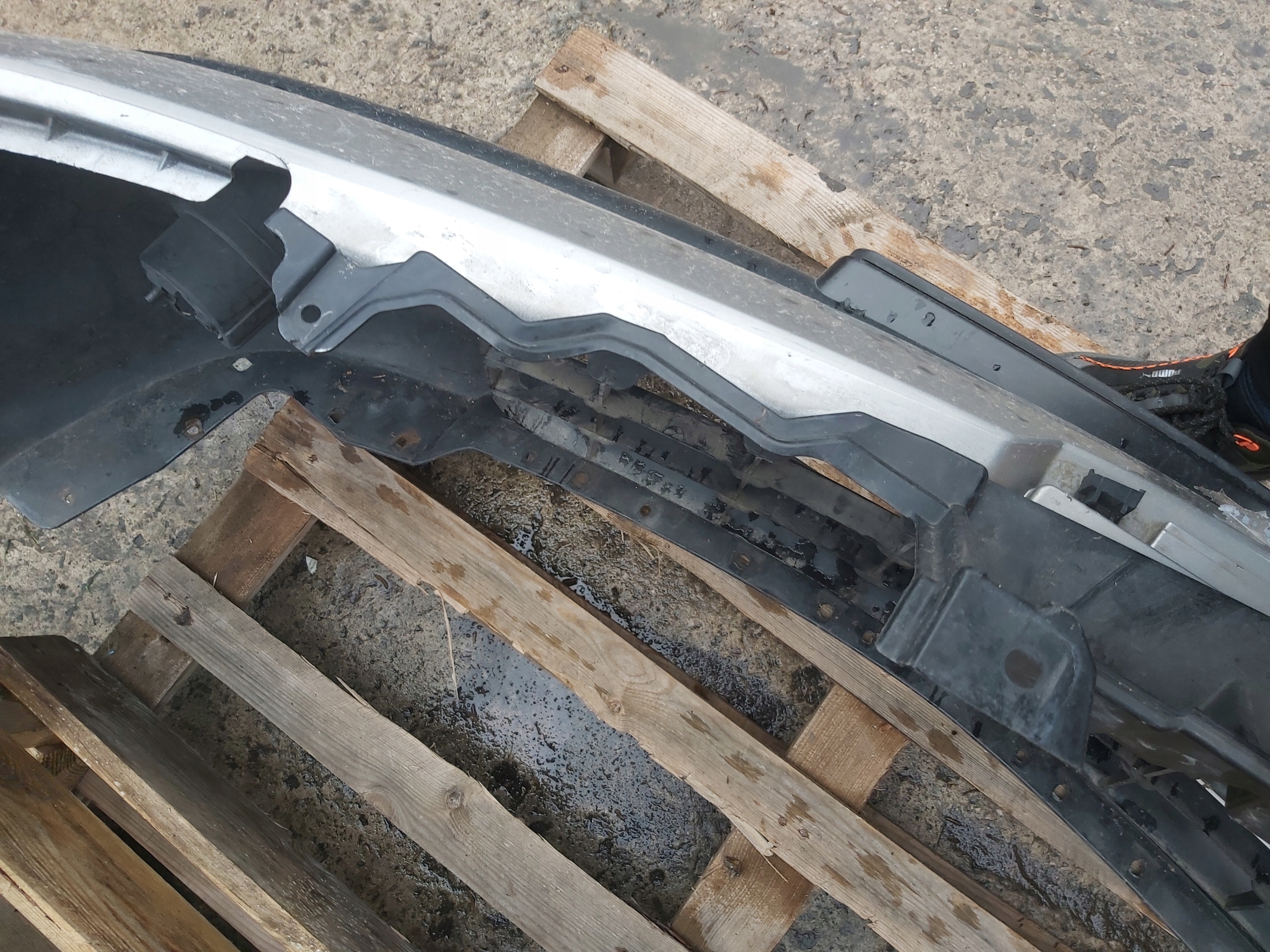 Frontstoßstange vorne NISSAN NOTE E11