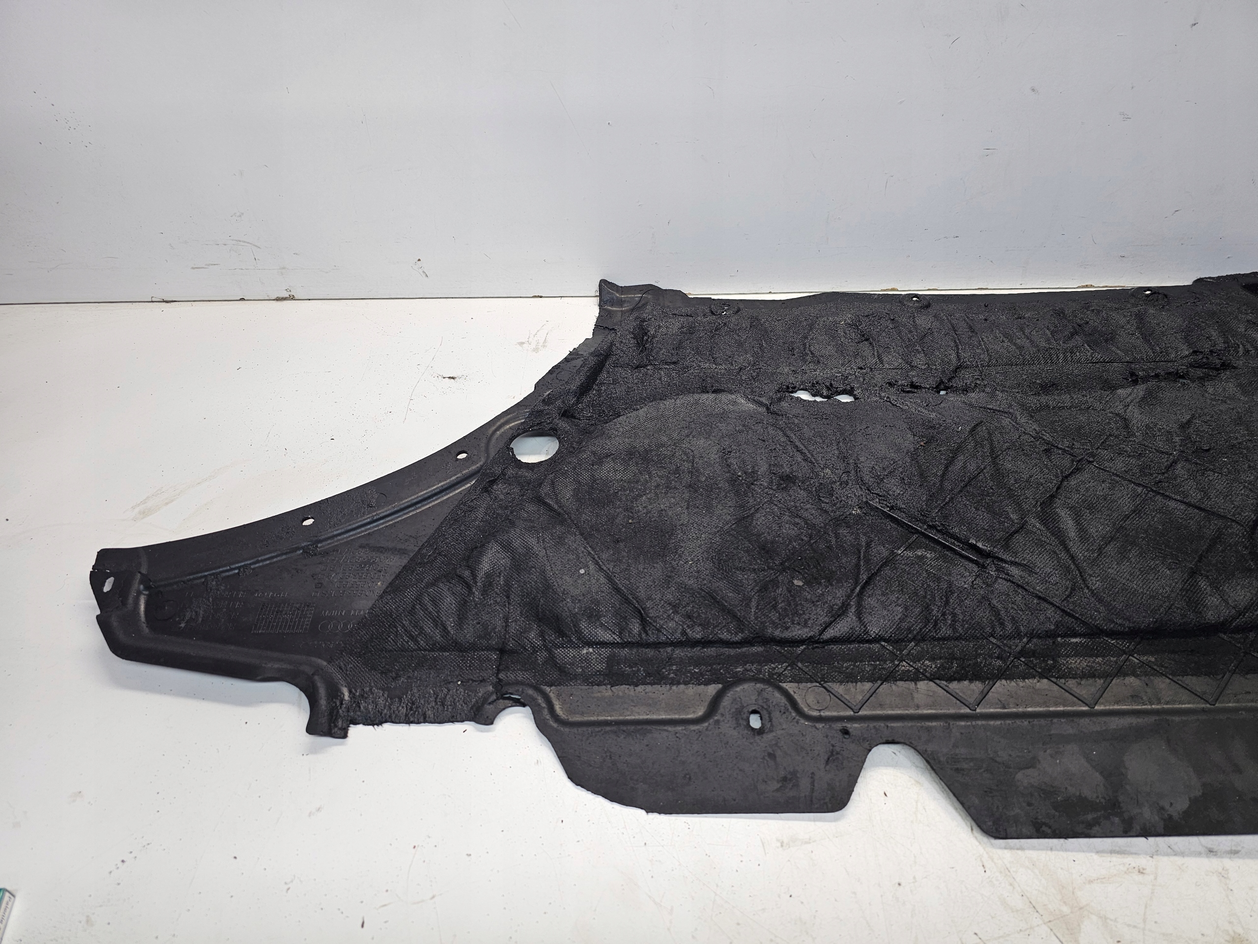 cover cover below engine AUDI A4 B8 A5 8T 8K1863821H