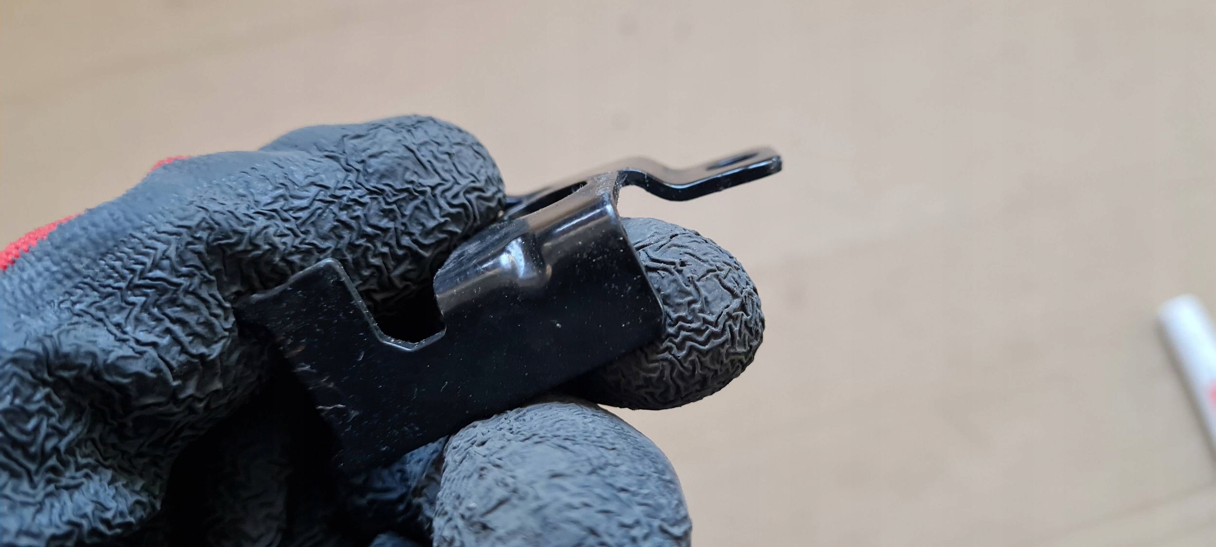 A6 C8 4K bracket pillar hook 4K0971502Q A7 4K