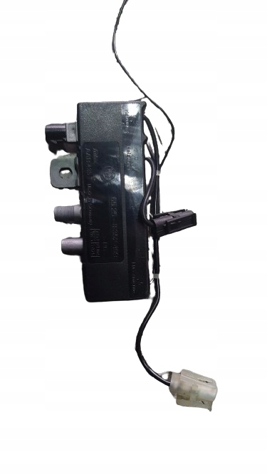 BMW E38 e39 amplifier ANTENY 8352499