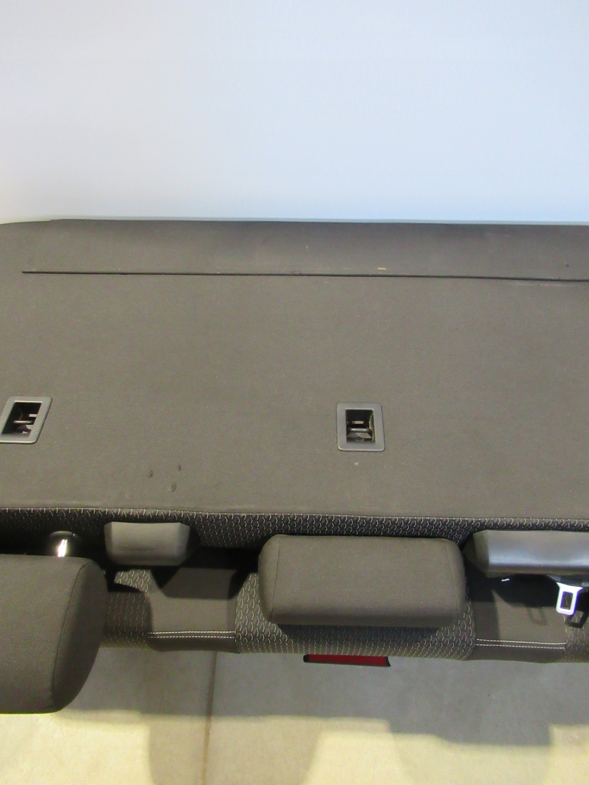 VW T6 MULTIVAN Sitz Sitz 3 RZAD ISOFIX KUTAMO