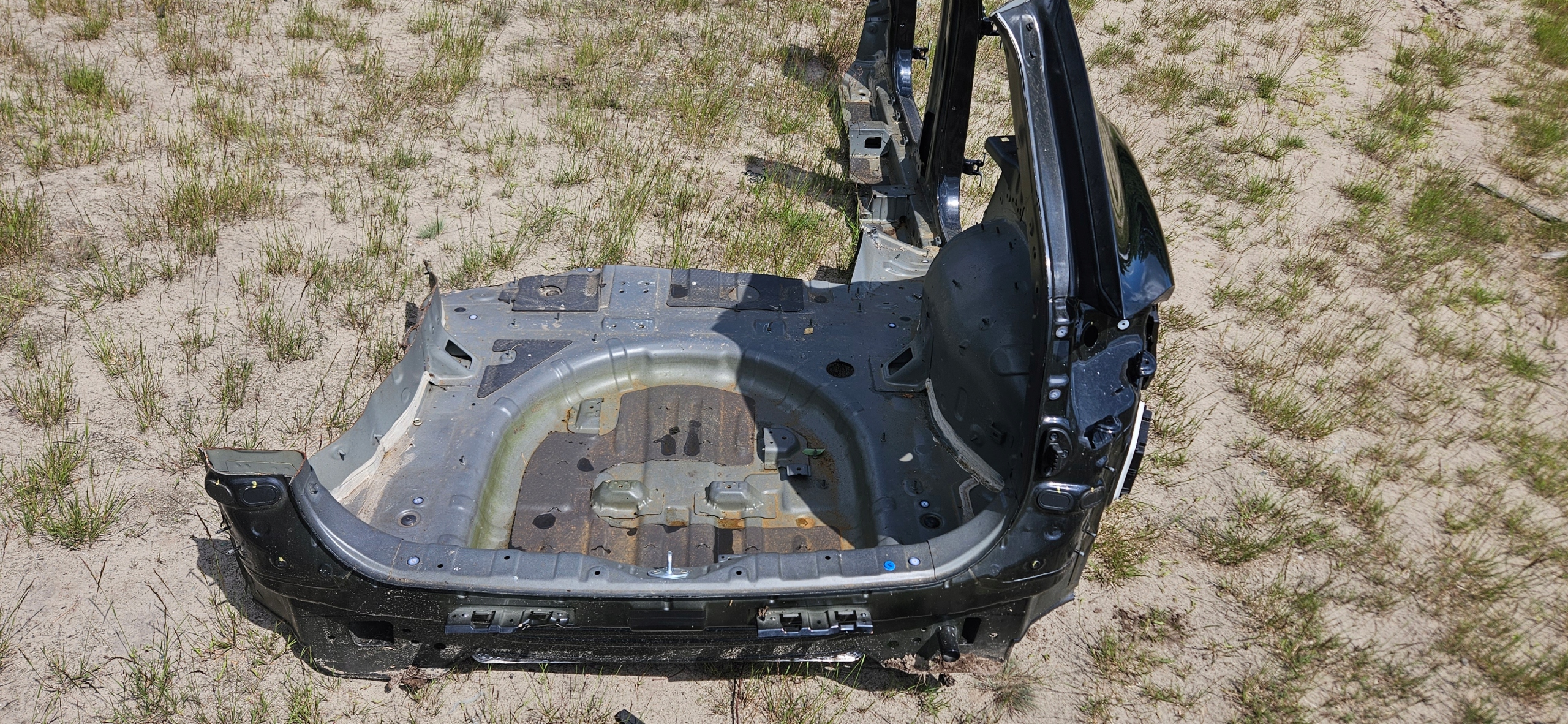 PAS TYLNY WANNA PROG CWIARTKA KIA SPORTAGE V Producent części Kia OE